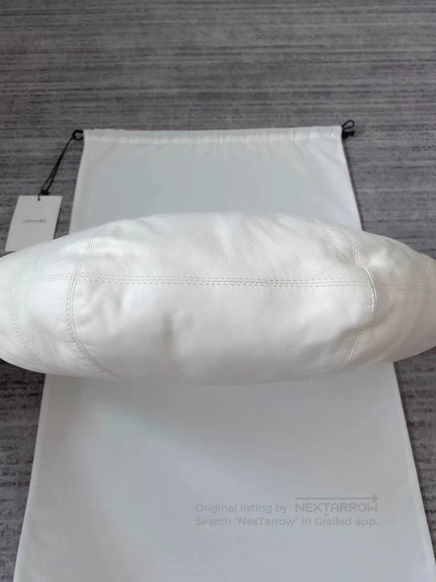 Lemaire Large White Lambskin Croissant Bag. Size ONE SIZE - 3 Thumbnail