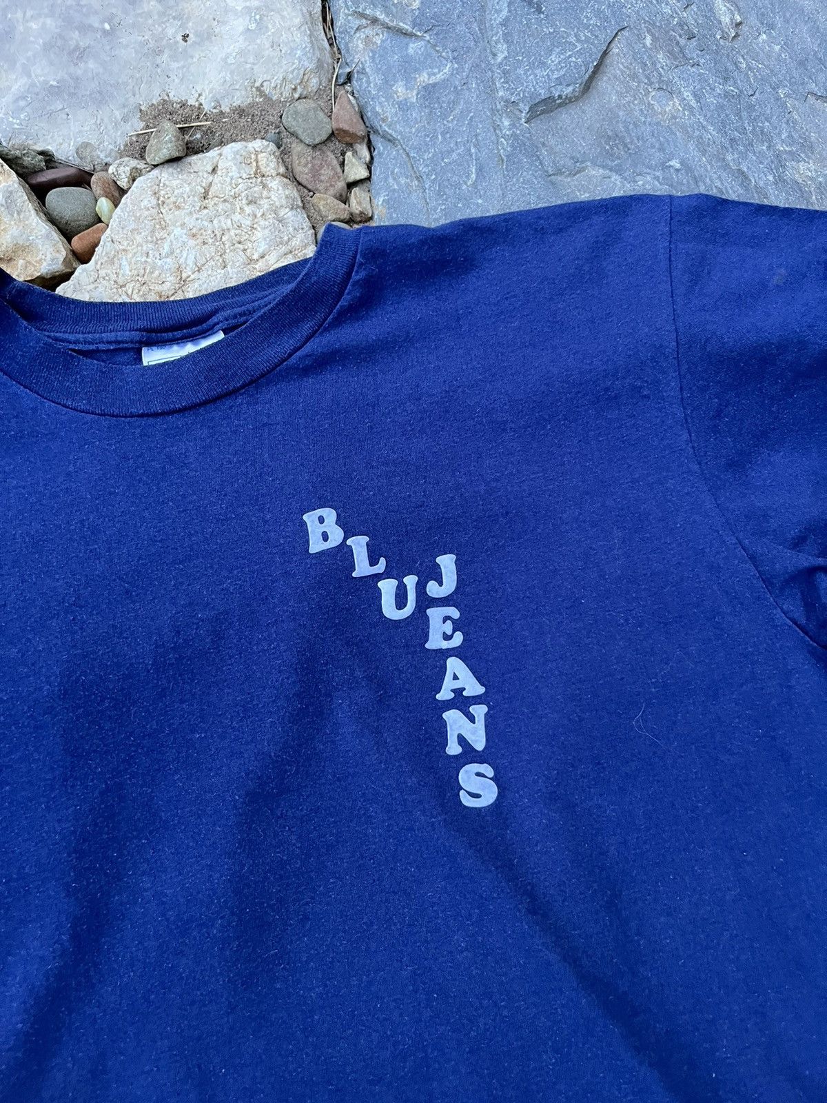 Hanes × Vintage Hanes 90s navy cotton basic tee t-shirt connected blue jeans Size US L / EU 52-54 / 3 - 7 Thumbnail