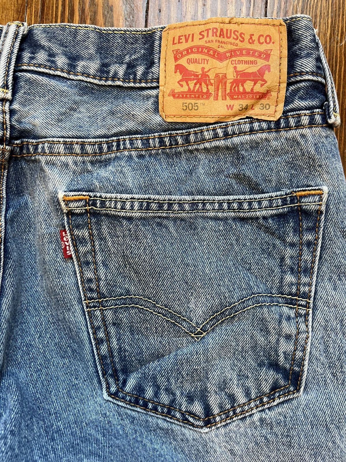 Levi's Vintage Clothing Levi's 505 Denim Blue Jeans Vintage, USA Made, Size 34x30 Size US 34 / EU 50 - 4 Thumbnail