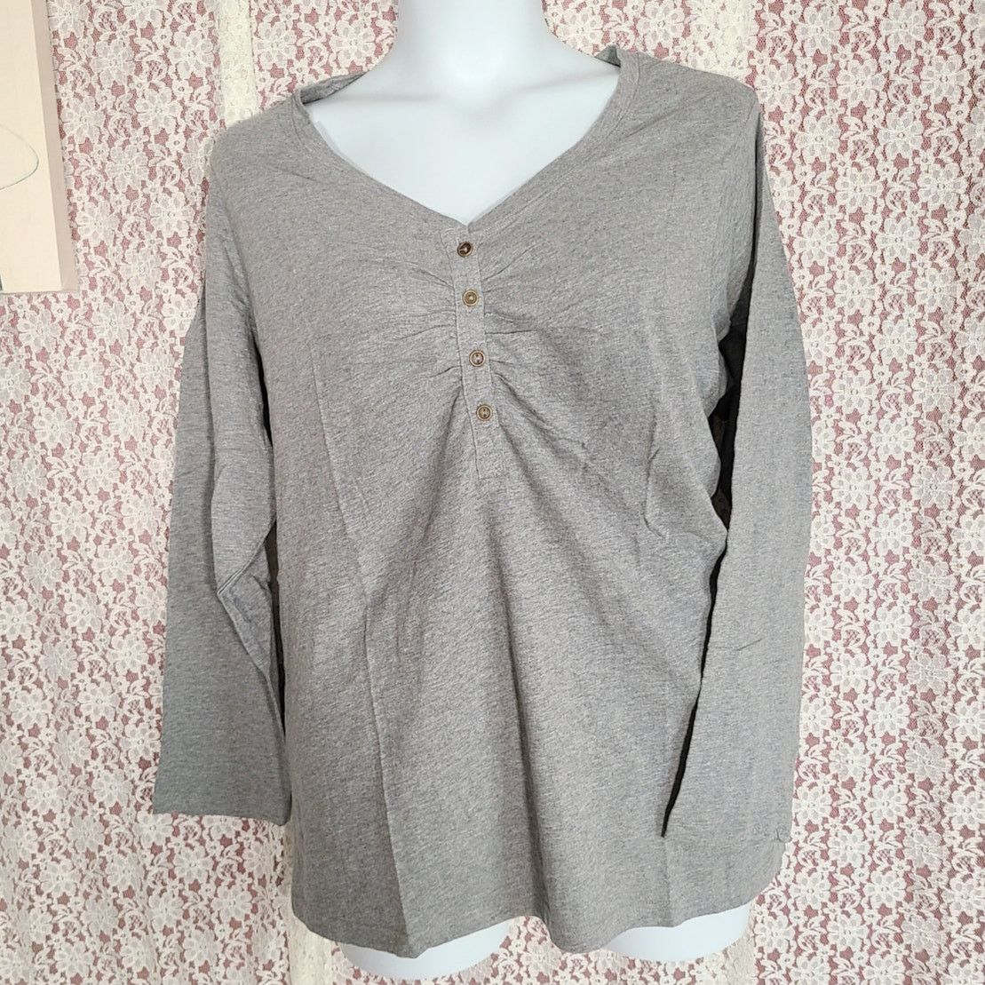 Faded Glory Faded Glory gray long sleeve shirt size 2x Size XXL / US 16-18 / IT 52-54 - 1 Thumbnail