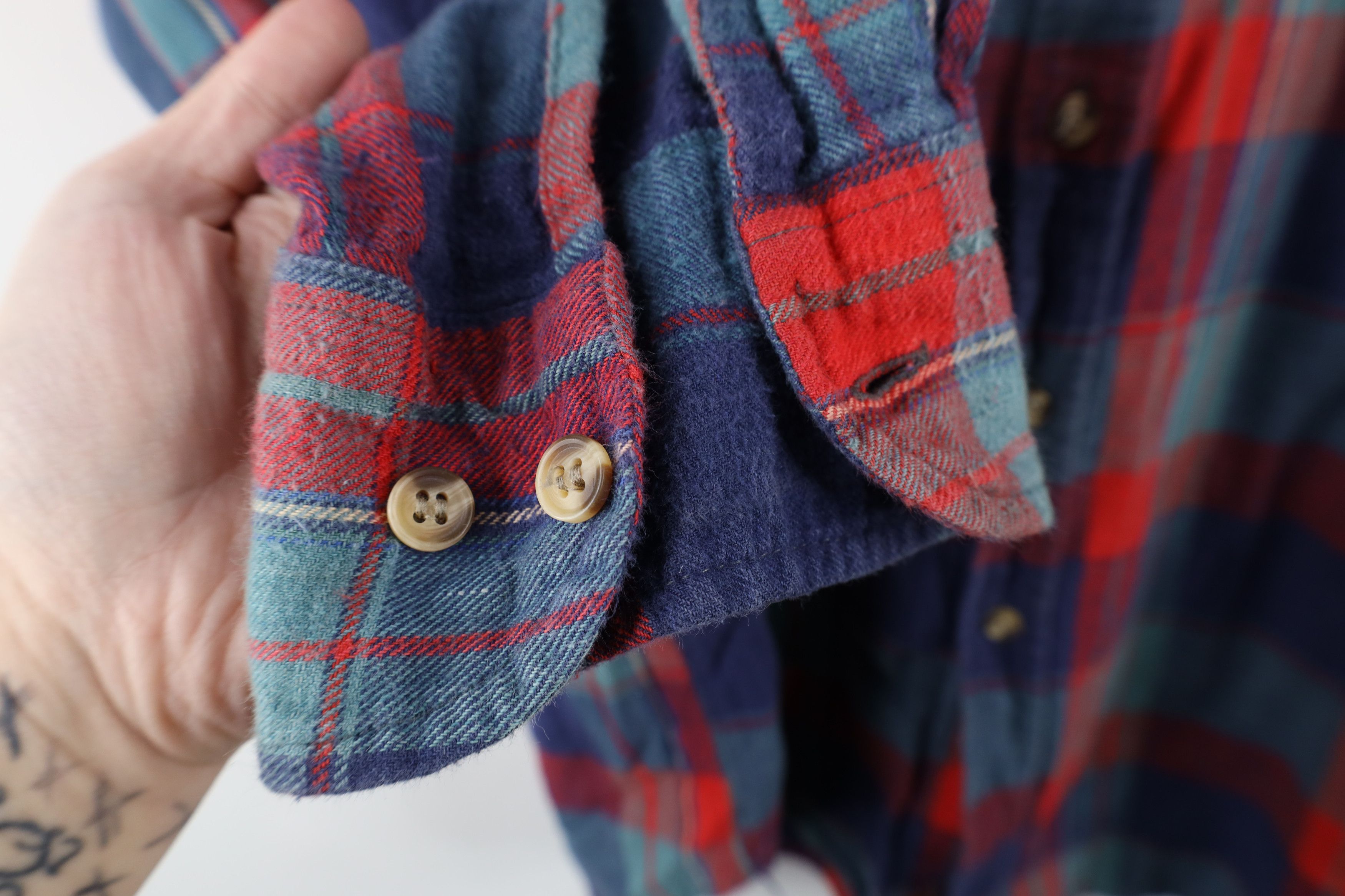 Vintage Vintage 70s Streetwear Faded Plaid Flannel Button Shirt Size US L / EU 52-54 / 3 - 8 Thumbnail