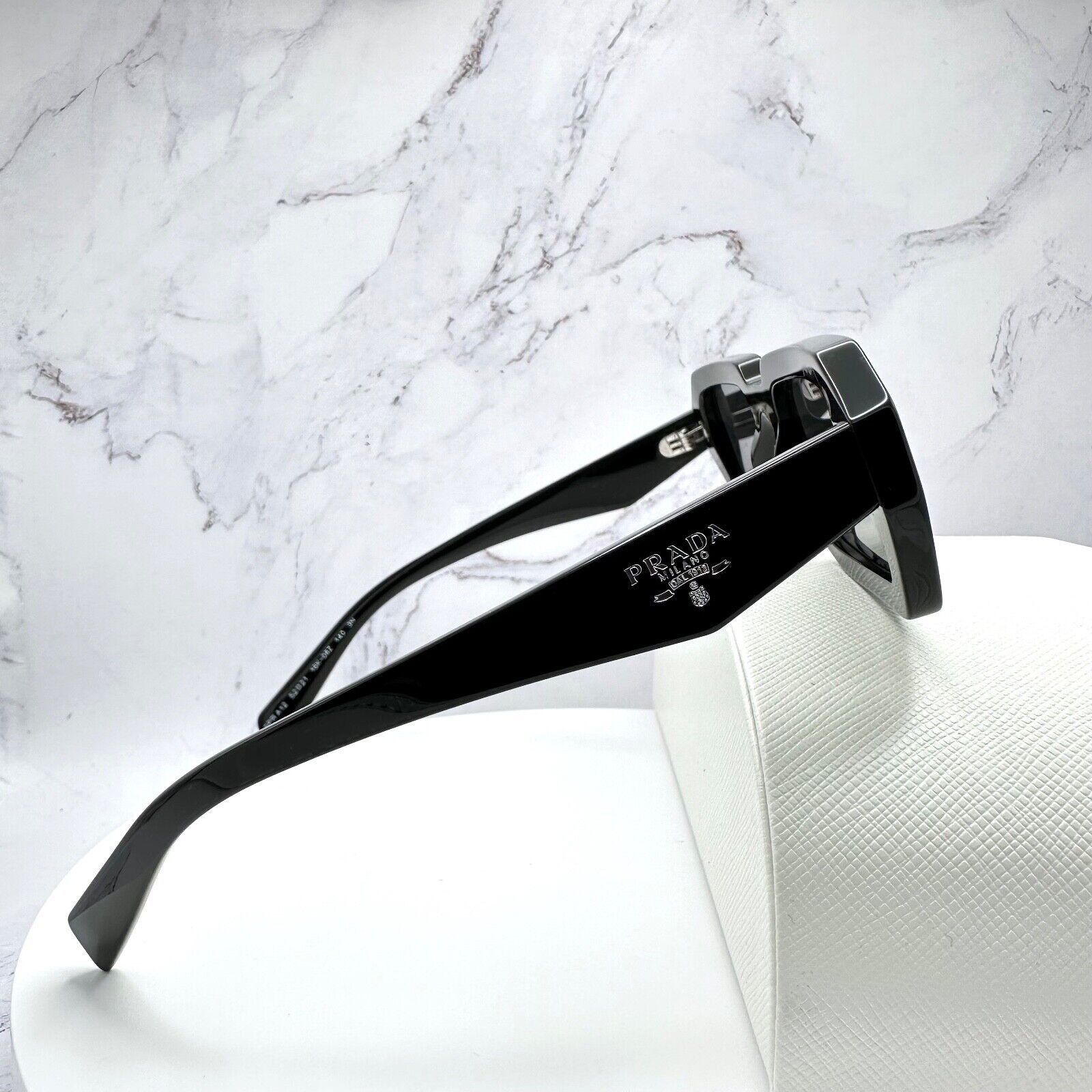 New PRADA Sunglasses Black Symbole PRADA MILANO Logo Square