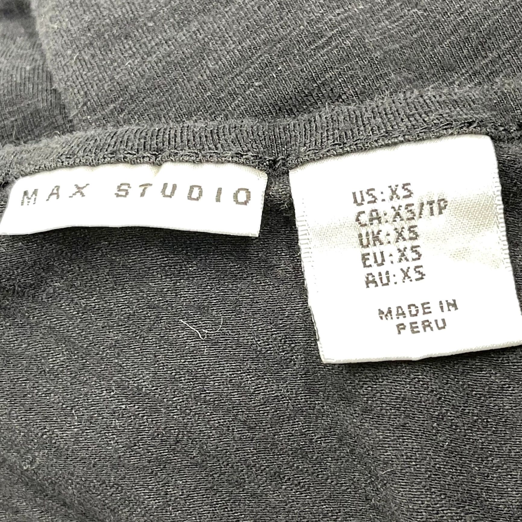 Vintage Max Studio Blouse XS Black Key Hole Slit Back Cotton Modal Minimalist Casual Shirt Womens XS Black Keyhole Slit Back Shirt Size XS / US 0-2 / IT 36-38 - 3 Thumbnail