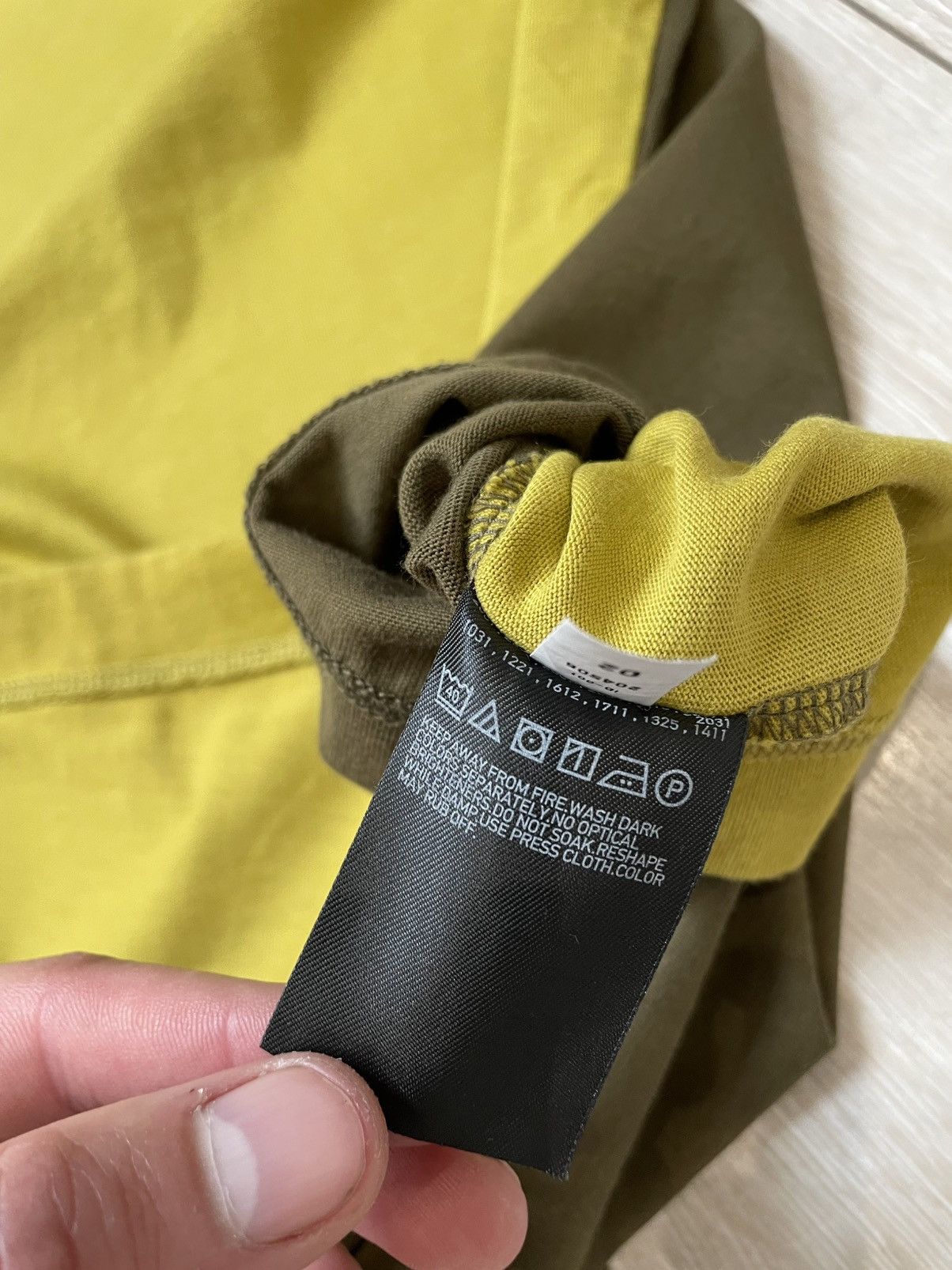 Marni × Uniqlo Marni X uniqlo Two Tone T-shirt Size US M / EU 48-50 / 2 - 4 Thumbnail