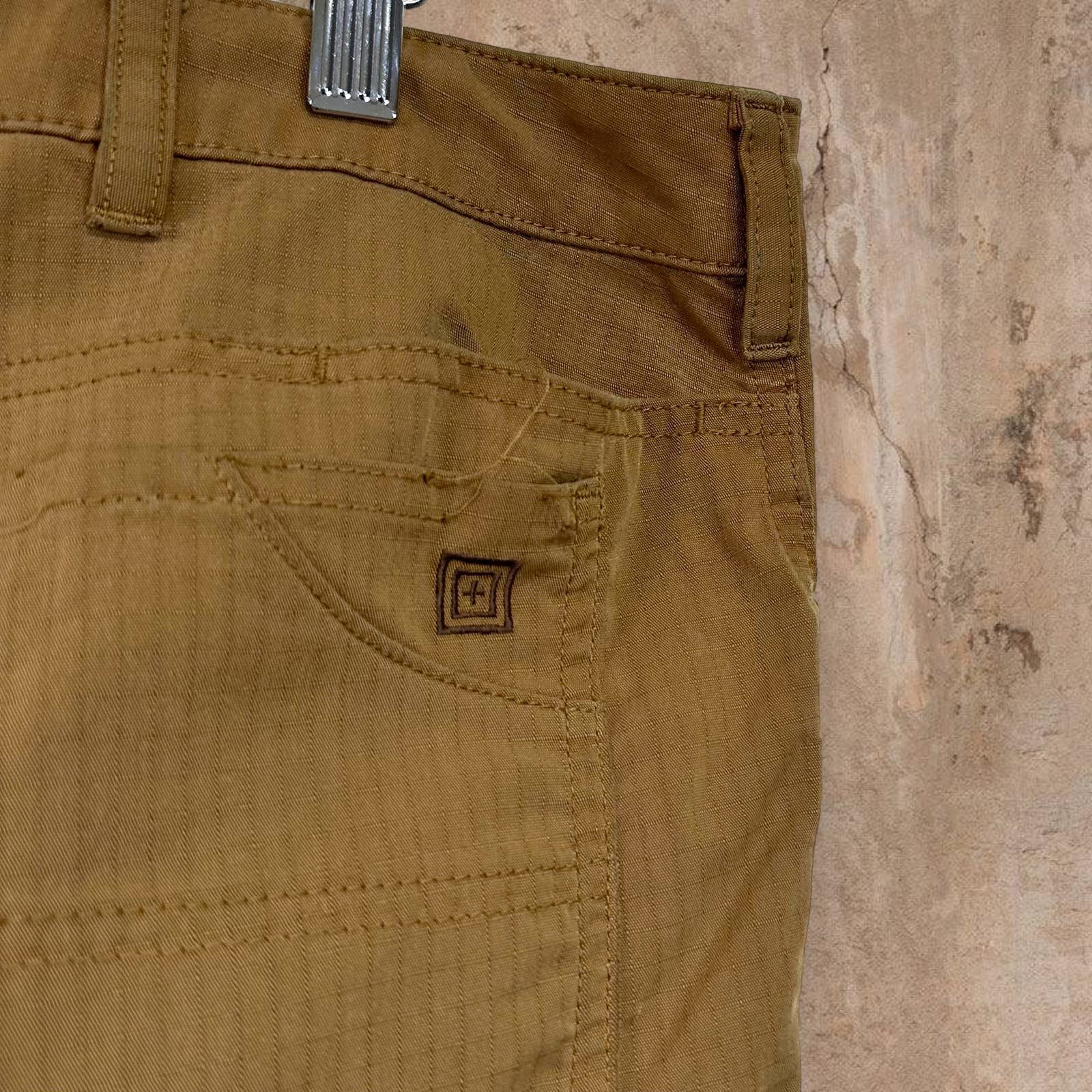 Vintage Vintage 5.11 Tactical Pants Tan Baggy Fit Cargos 90s Size US 36 / EU 52 - 5 Thumbnail