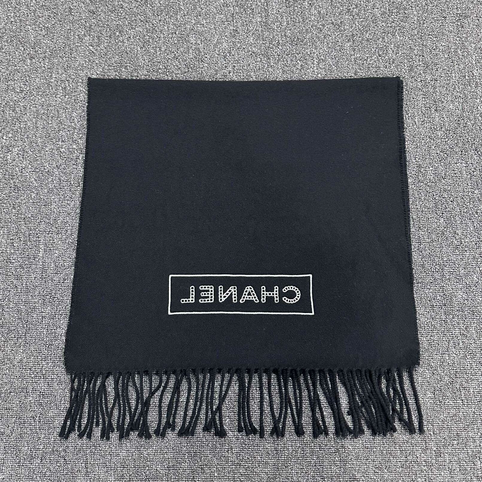 Chanel Chanel Black Scarf one size Men Size ONE SIZE - 1 Thumbnail