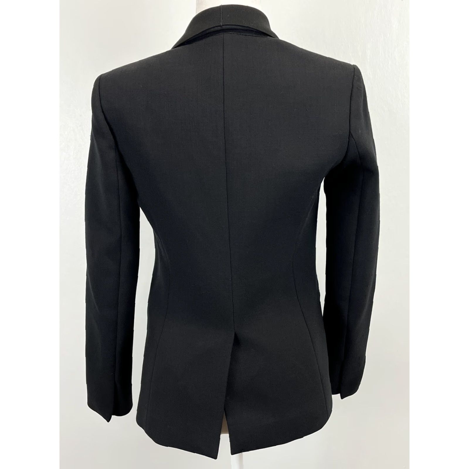Theory Theory Blazer Women Sz 0 Black Wool Blend Double Lapel Single Button EUC Womens Size XS / US 0-2 / IT 36-38 - 3 Thumbnail