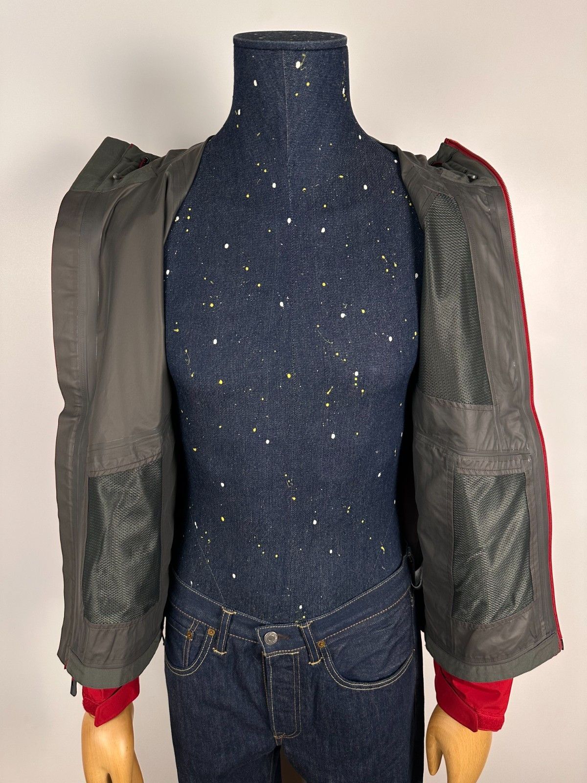 Outdoor Research Outdoor Research Foray Gore-Tex Jacket Waterproof Red Sz XL Size US XL / EU 56 / 4 - 10 Thumbnail