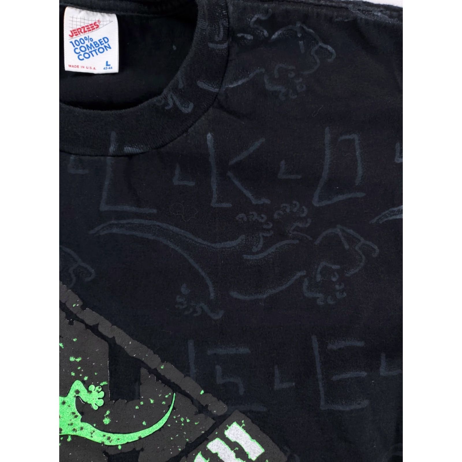 Gloverall VINTAGE Gecko Hawaii Allover Gecko Print VTG 90s Single Stitch T Shirt Black Mens L Size US L / EU 52-54 / 3 - 4 Thumbnail