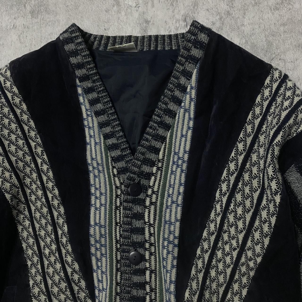 Other Navy and cream vintage cardigan cardigan Size US M / EU 48-50 / 2 - 2 Thumbnail