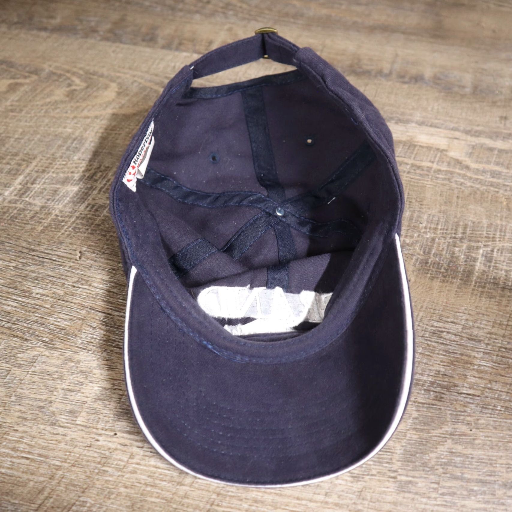 Vintage VINTAGE Grand Home Furnishings Baseball Cap Hat Women's Adjustable White Cotton Robertson Hat Size ONE SIZE - 6 Thumbnail