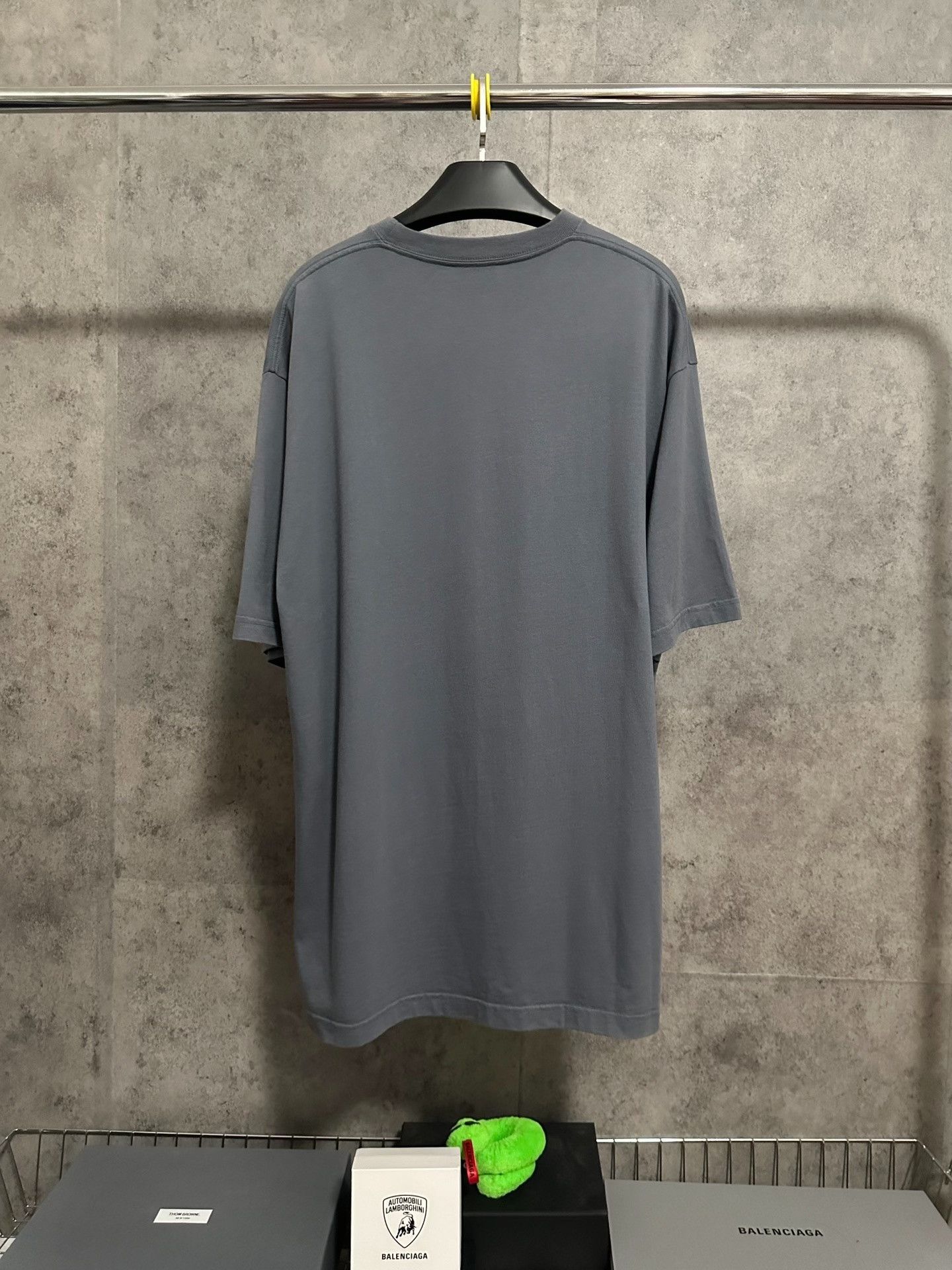 Balenciaga Balenciaga Portrait Band Print Short Sleeve T-shirt Size US M / EU 48-50 / 2 - 4 Thumbnail