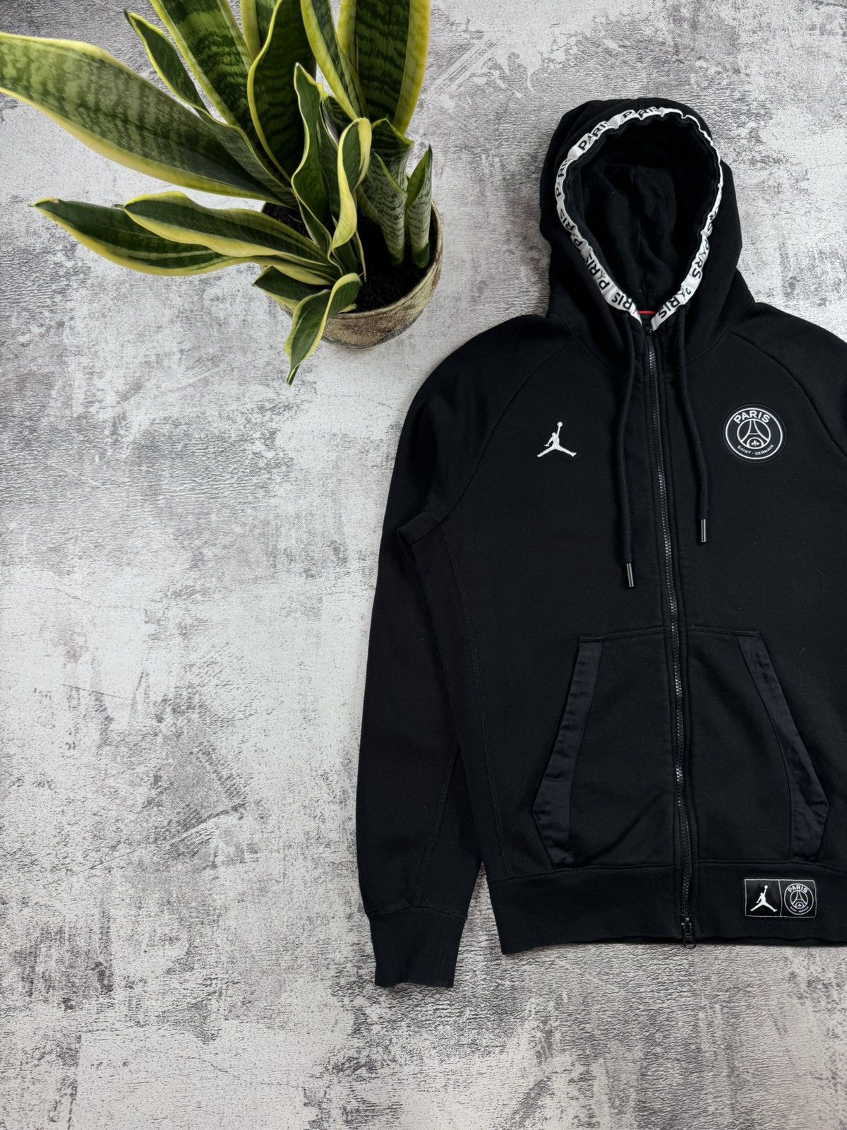 Jordan Brand Nike Jordan PSG Paris Saint Germain Soccer Black Full Zip S Hoodie Pullovover Size US S / EU 44-46 / 1 - 2 Thumbnail