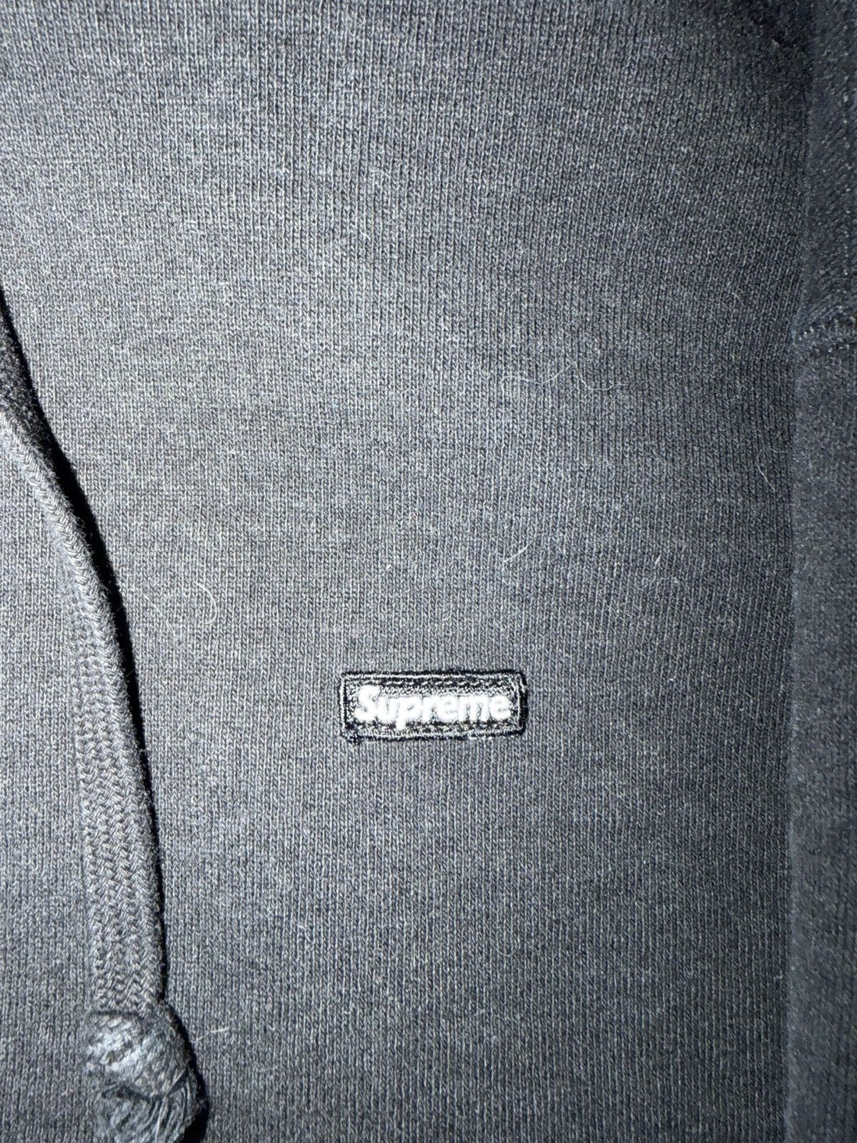 Supreme Supreme Small Box Hooded Sweatshirt (SS22) Size US L / EU 52-54 / 3 - 2 Thumbnail