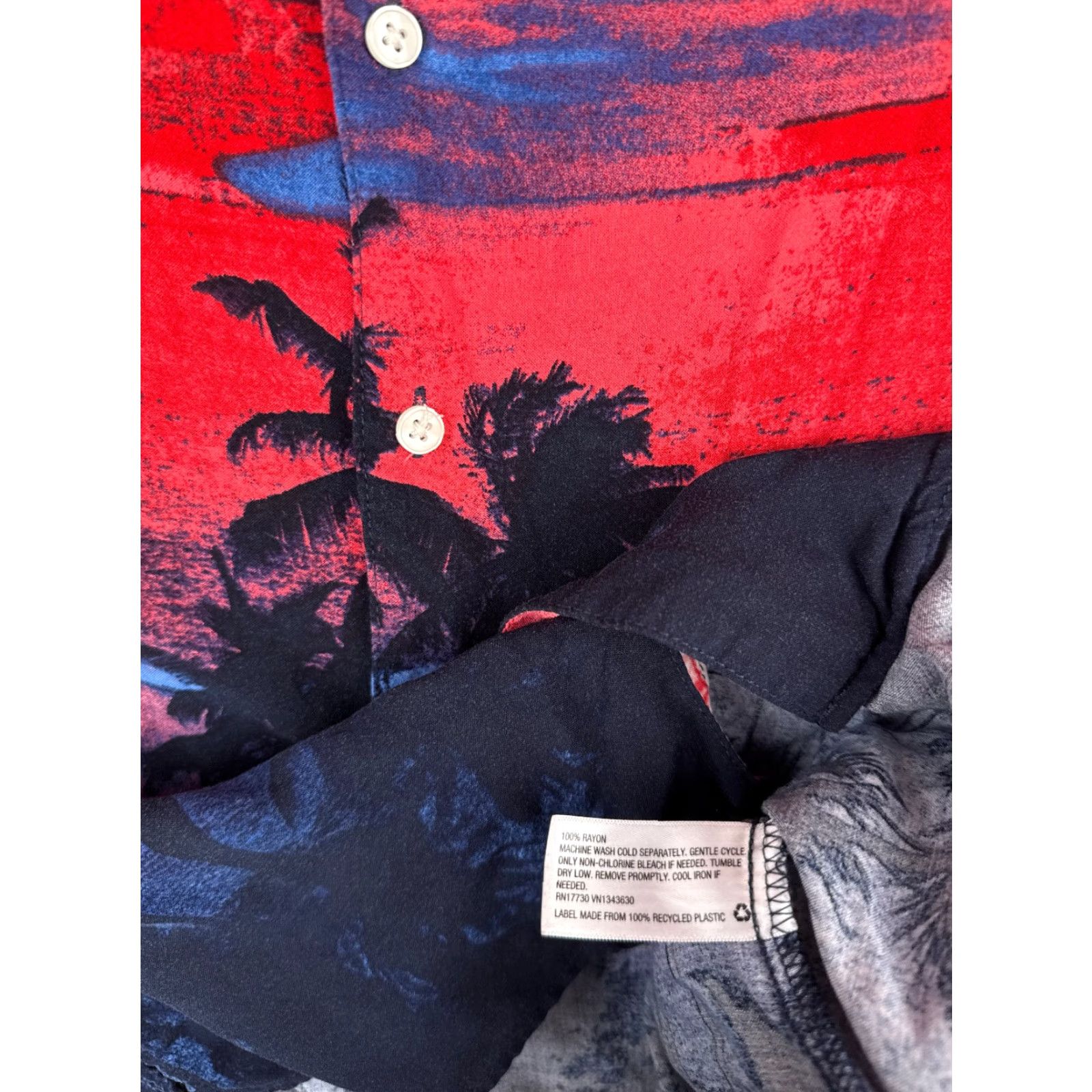 Vintage Original Use Shirt Men S Red Floral Hawaiian 100% Rayon Button-Up Short Sleeve Vintage: No, 100% Rayon? Size US S / EU 44-46 / 1 - 7 Thumbnail
