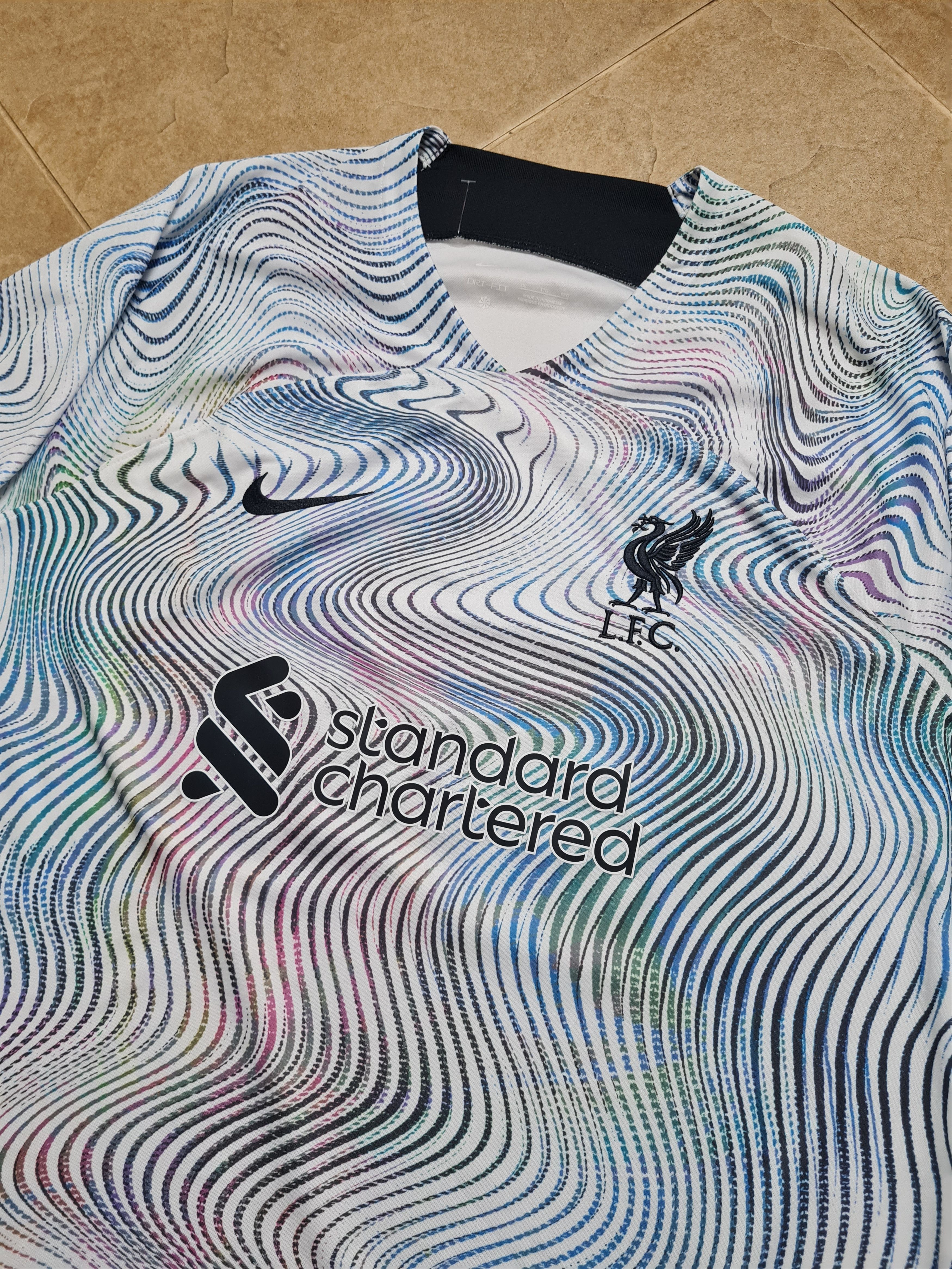 Nike Jersey Liverpool FC 2022-23 Soccer Shirt Nike DN2715-101 Size US XL / EU 56 / 4 - 14 Thumbnail