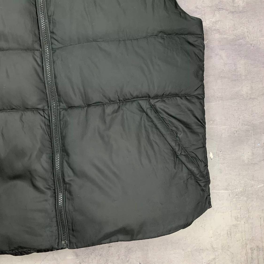Other Vintage The North Face Puffer Vest 700 Black Size US L / EU 52-54 / 3 - 10 Thumbnail