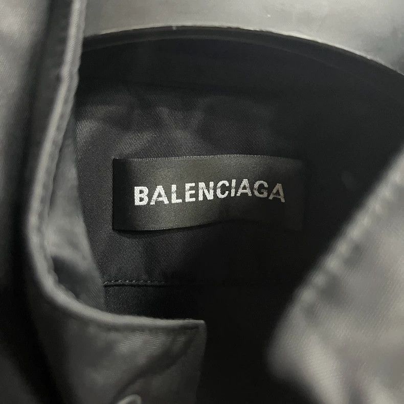 Balenciaga Balenciaga Black WFP solid single-breasted wind- and rain- Size US S / EU 44-46 / 1 - 2 Thumbnail