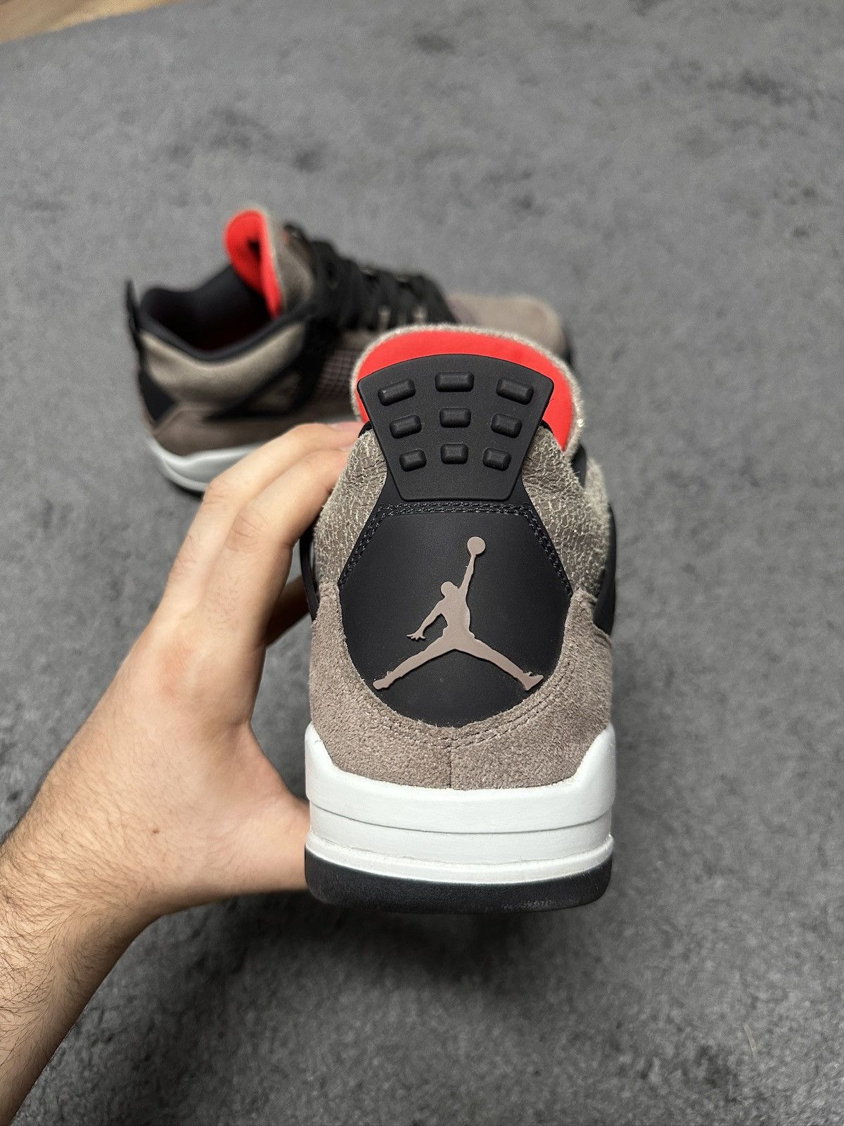 Jordan Brand Air Jordan 4 Taupe Haze Size US 9.5 / EU 42-43 - 3 Thumbnail