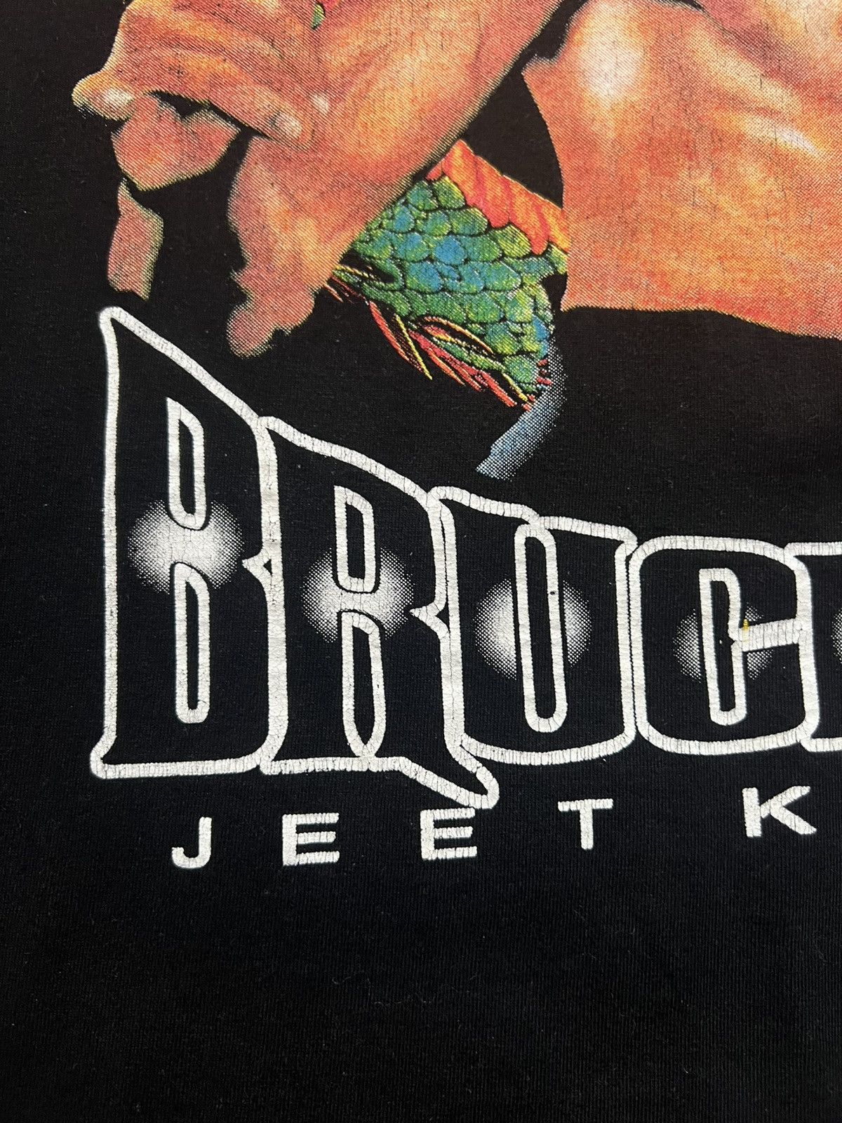 Vintage Vintage Bruce Lee Dragon Japanese T-shirt Y2K 90s Size US XL / EU 56 / 4 - 6 Thumbnail