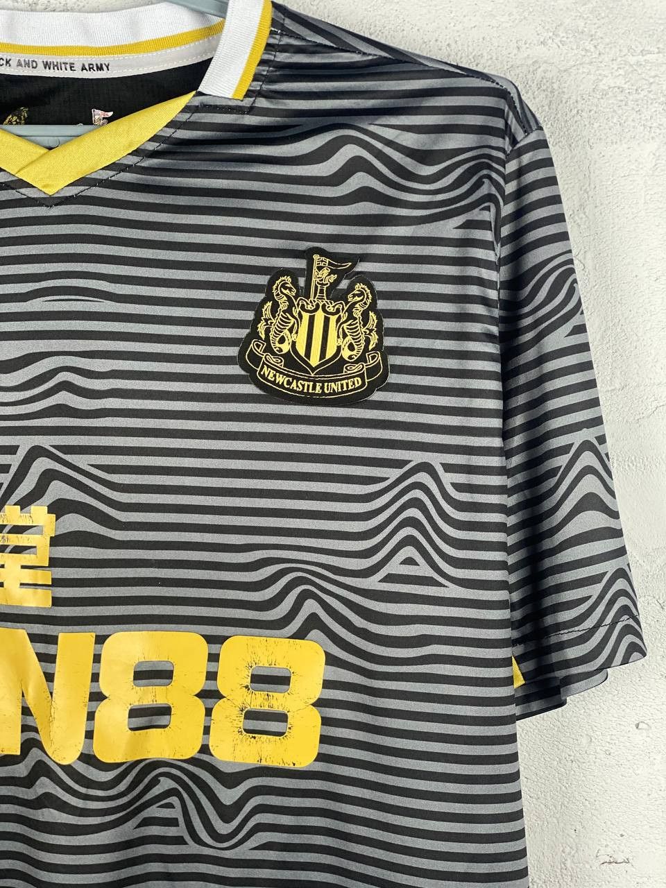 Castore 21/22 Away Newcastle United Blokcore AOP Soccer Jersey Size US XXL / EU 58 / 5 - 5 Thumbnail