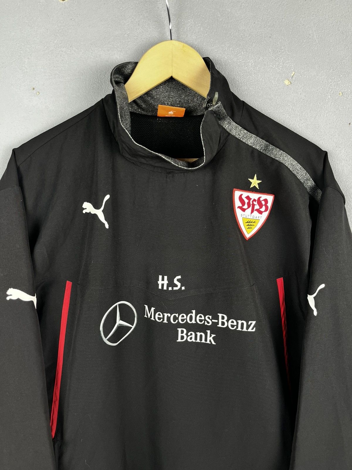 Puma Puma VfB Stuttgart Mens Training jacket mercedes benz bank Size US XL / EU 56 / 4 - 2 Thumbnail