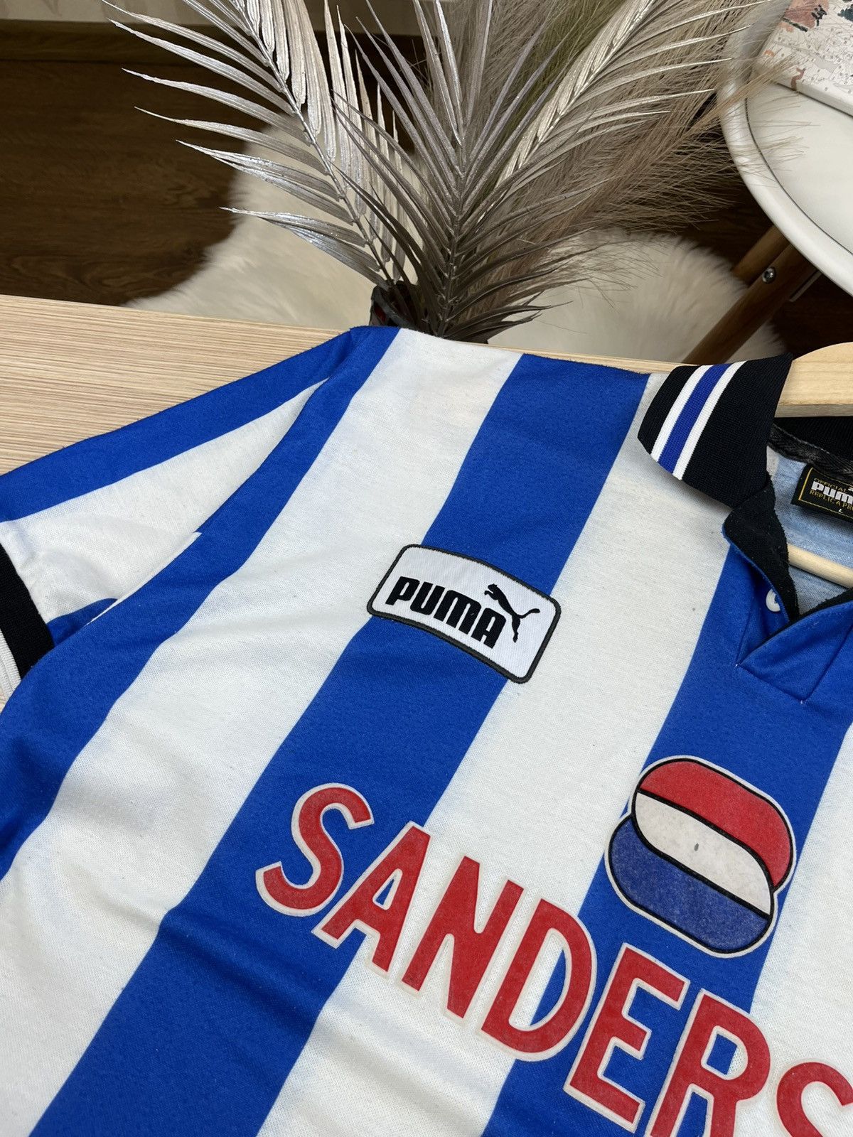 Puma SHEFFIELD WEDNESDAY PUMA SIZE L FOOTBALL SHIRT SOCCER Size US L / EU 52-54 / 3 - 5 Thumbnail
