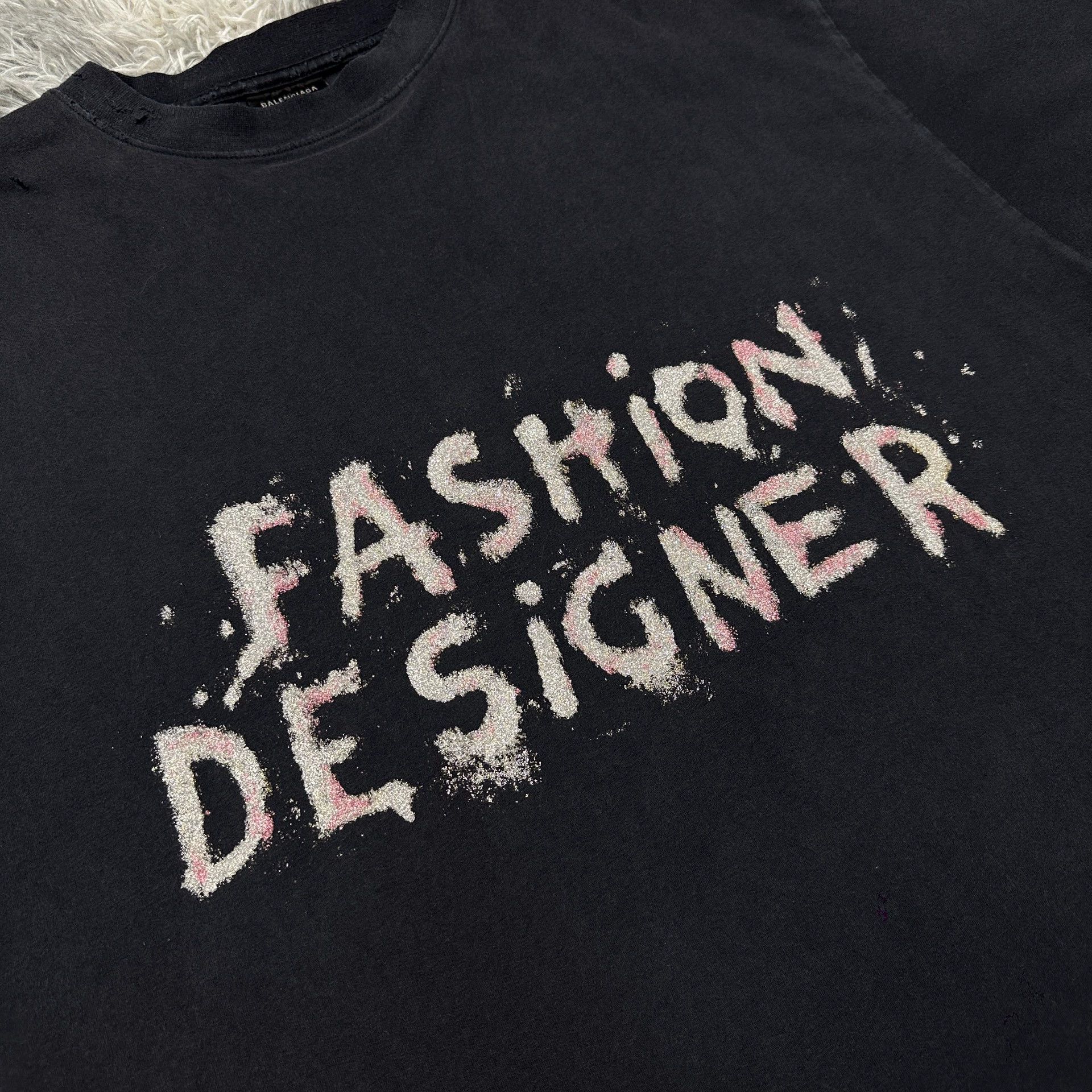 Balenciaga balenciaga fashion designer distressed short sleeve t-shirt Size US M / EU 48-50 / 2 - 3 Thumbnail