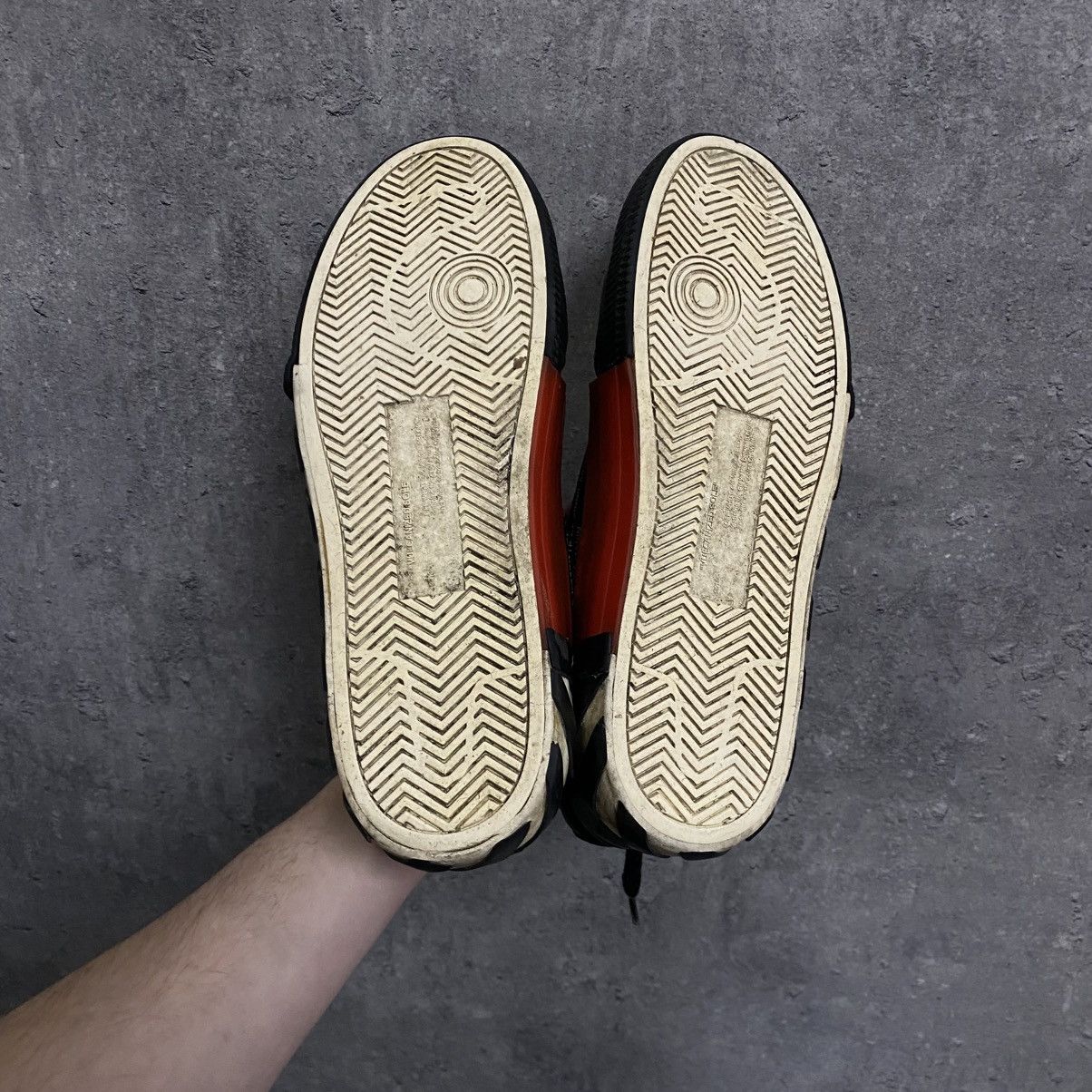 Off-White Off White Vulcanized Leather Arrows Low Top Black Sneakers Size US 11 / EU 44 - 10 Thumbnail
