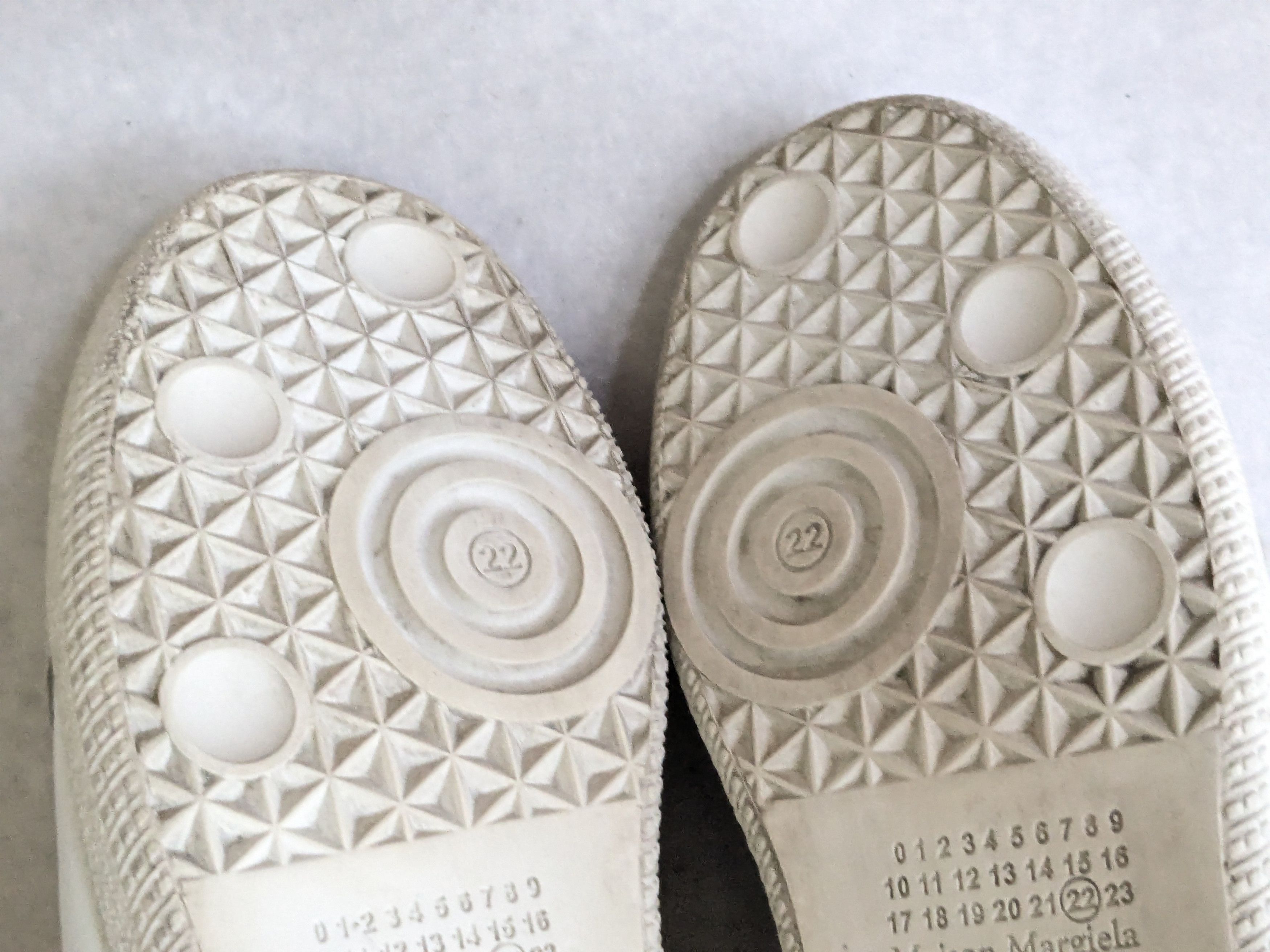 Maison Margiela Maison Margiela GAT Replica White Gray 38.5 8.5 Size US 8.5 / IT 38.5 - 15 Thumbnail