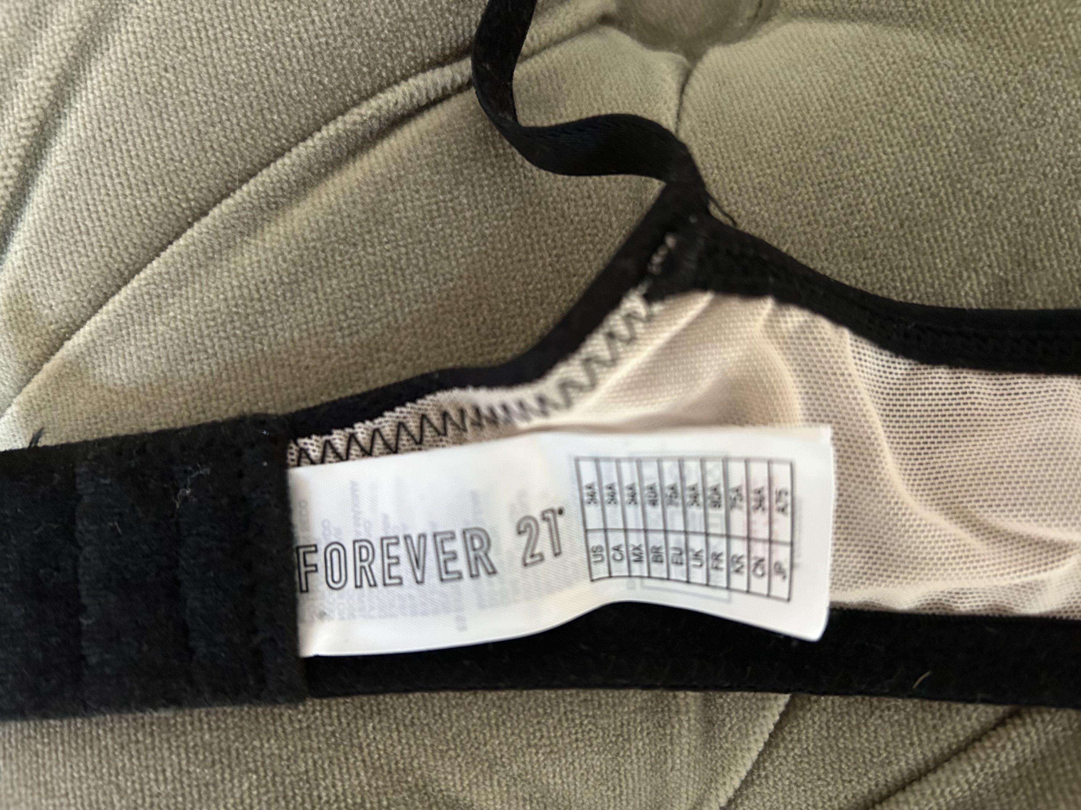 Forever 21 Forever 21 Black Lace Bra Beige Lined 34A Size ONE SIZE - 3 Thumbnail