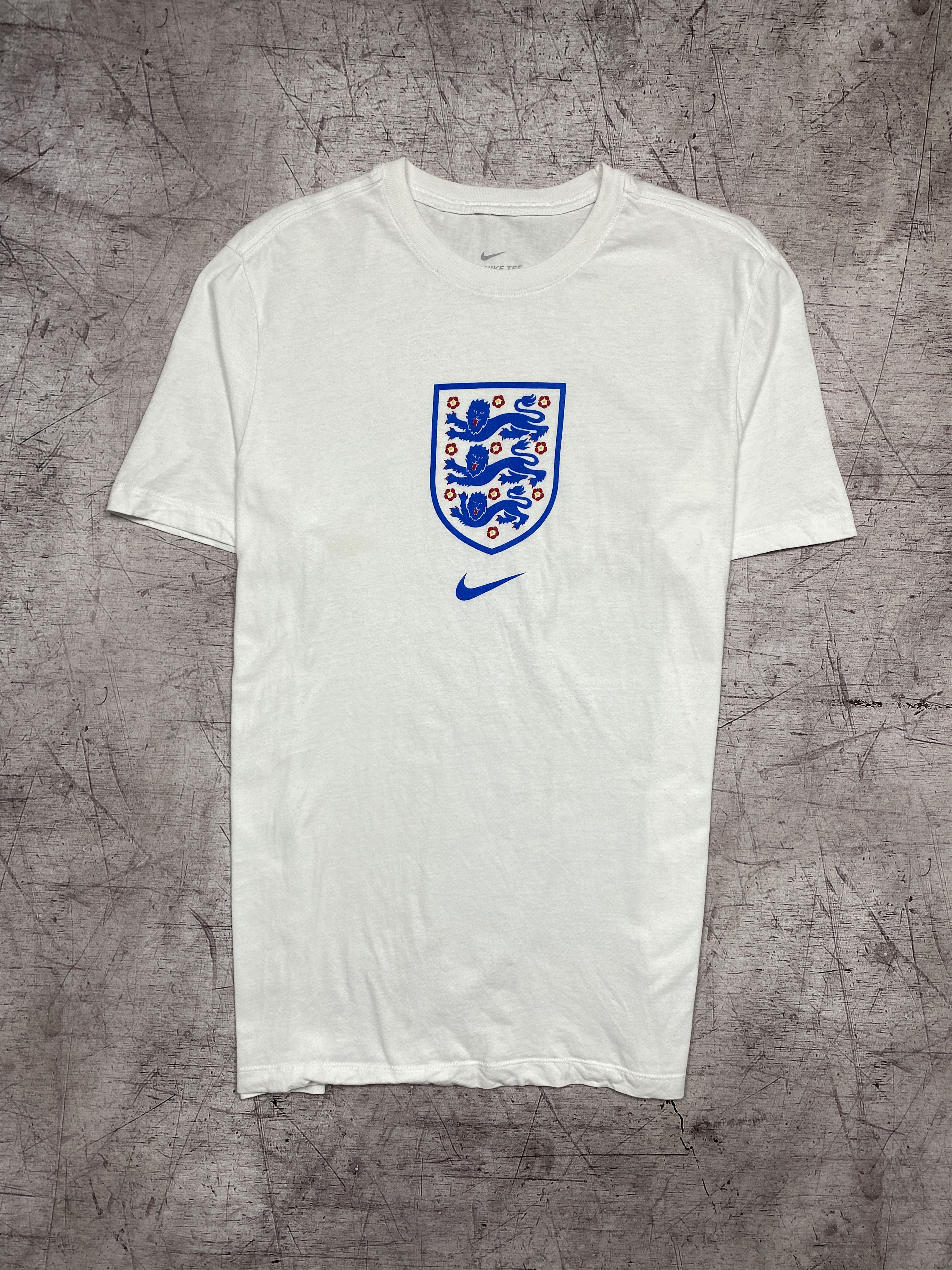 Nike × Vintage Nike England Vintage Mens Crew Neck T-Shirt Jersey Size US L / EU 52-54 / 3 - 1 Thumbnail