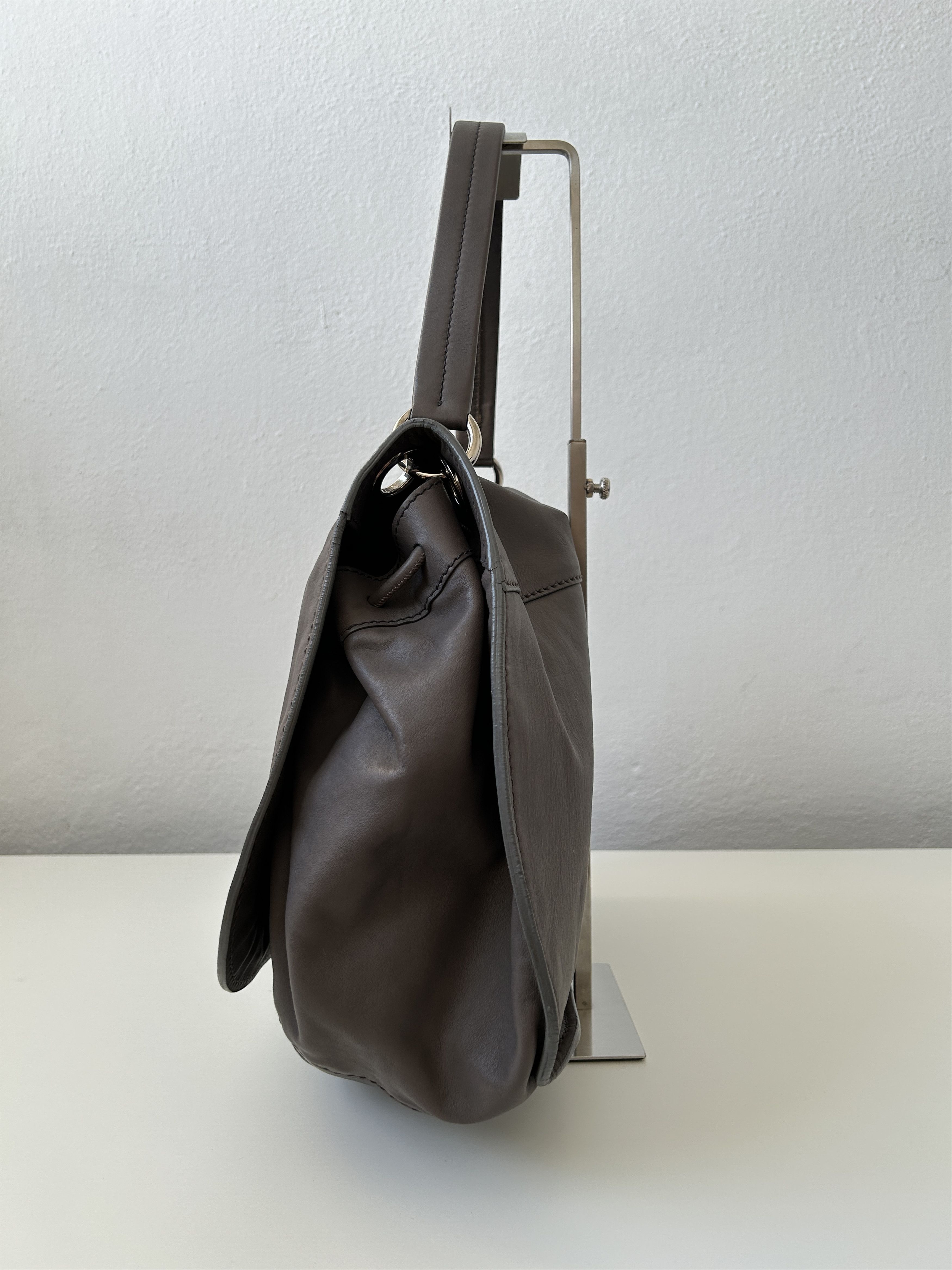 Dolce & Gabbana D&G Natalia leather drawstring hobo handbag Size ONE SIZE - 4 Thumbnail