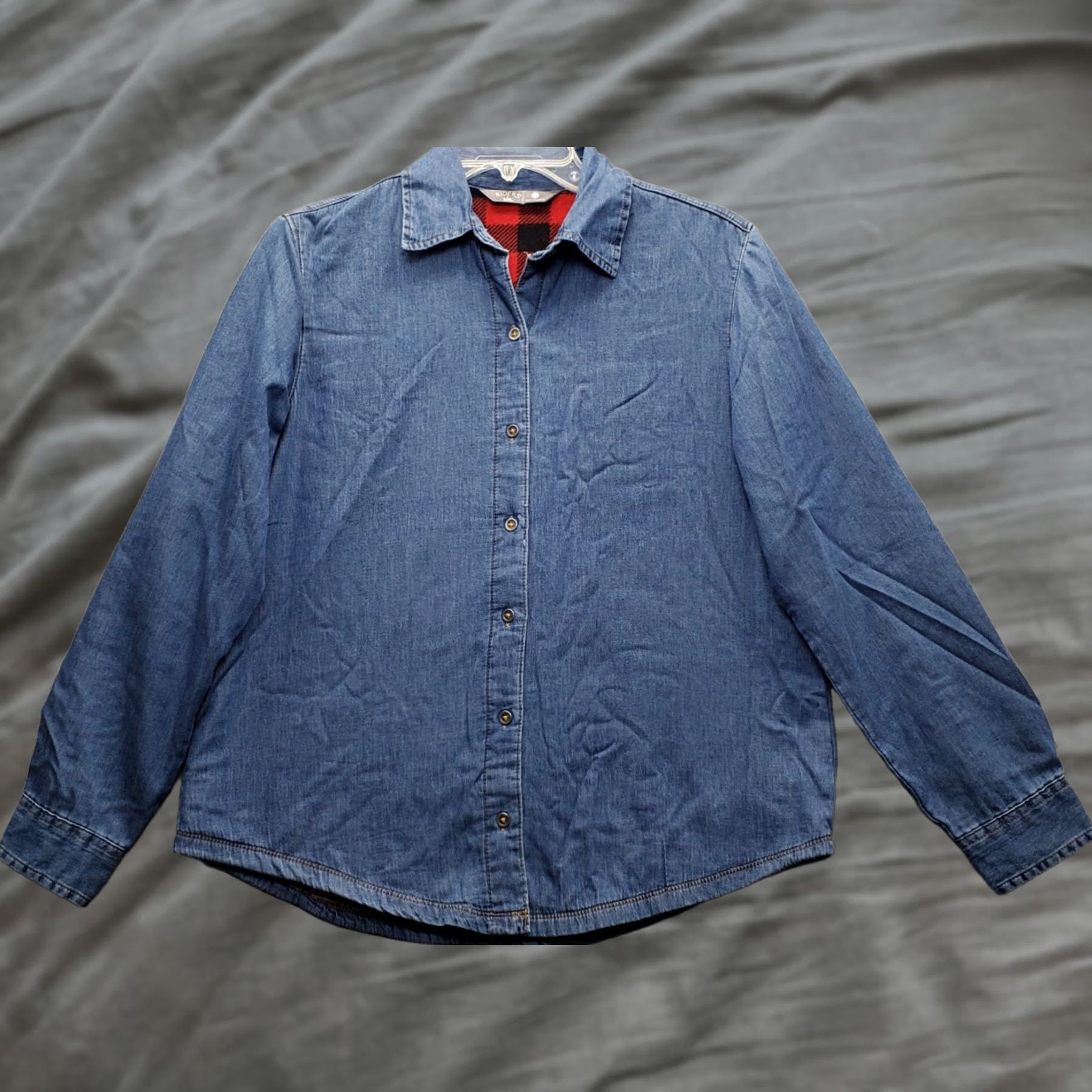 Lee Riders by Lee Denim Shacket Womens Small Blue Shacket Denim Jacket Shacket Blanked Lined Button Front Womens Size S Blue Jacket Size S / US 4 / IT 40 - 1 Thumbnail