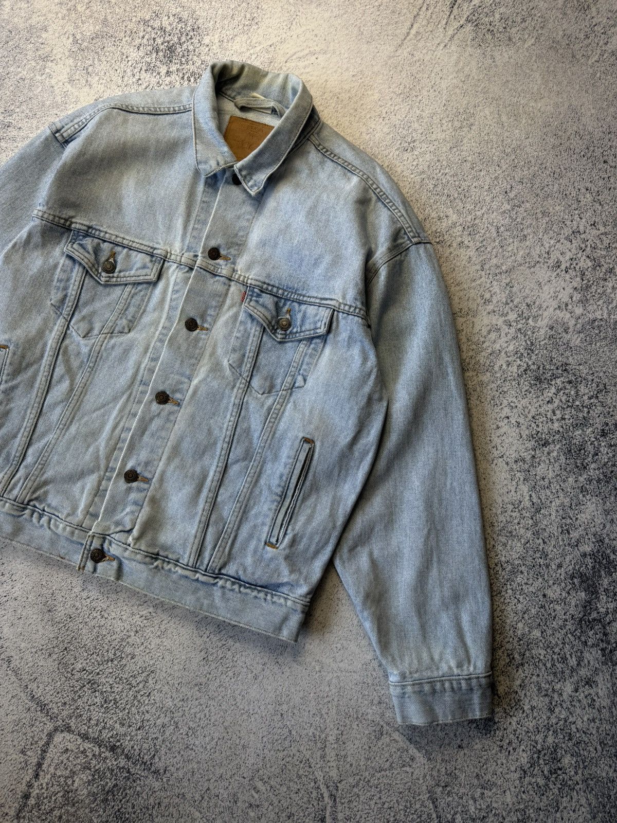 Levi's Vintage Levis Distressed Denim Jacket Made In USA Rare Y2K Size US L / EU 52-54 / 3 - 4 Thumbnail