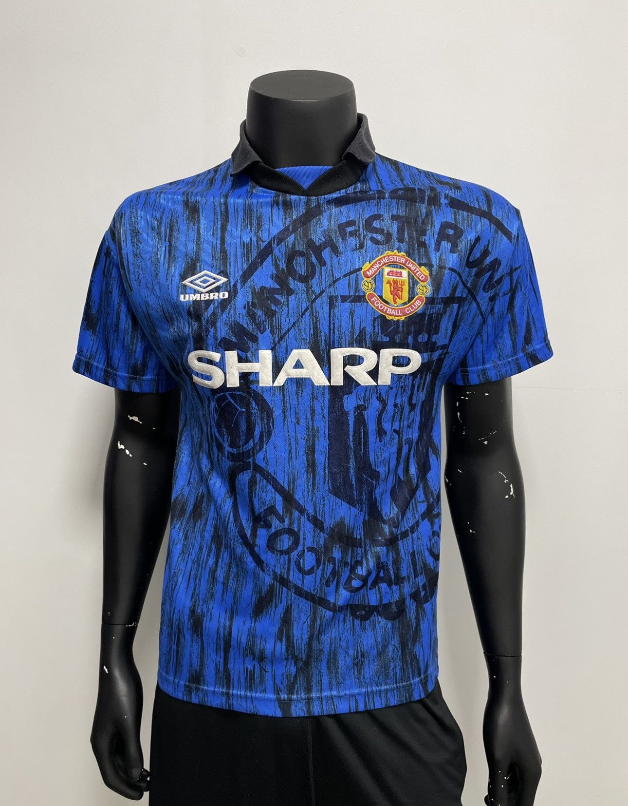 ウェア Umbro Manchester United CANTONA 7 90s 🩸RARE🩸Umbro Manchester United 1994/1995 Eric Cantona #7