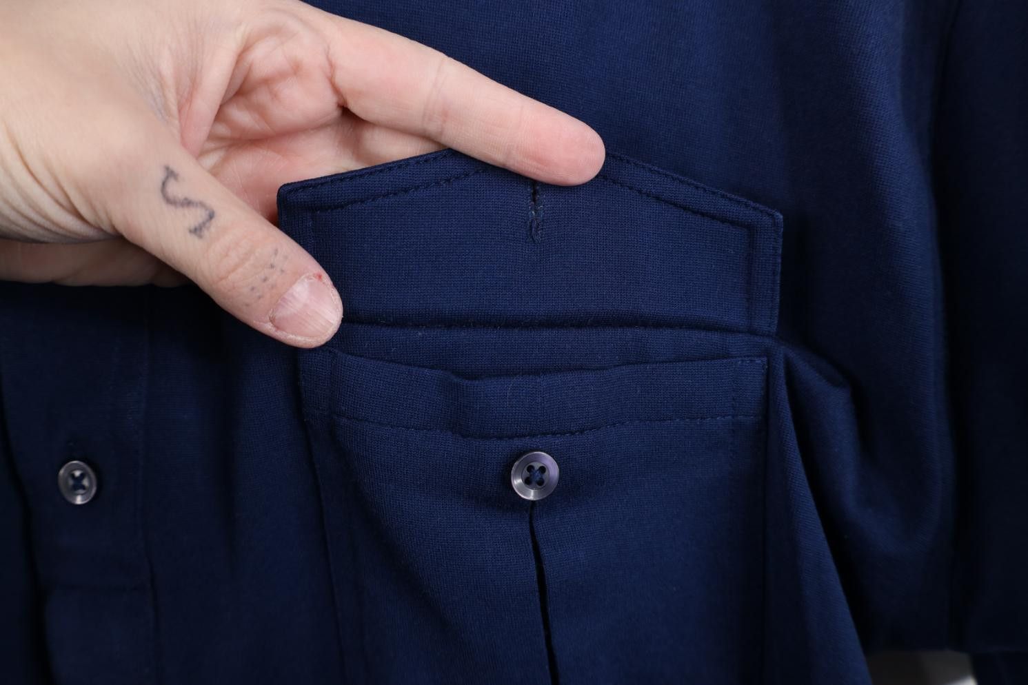 Vintage Vintage 70s Streetwear Collared Golf Polo Shirt Navy Blue Size US XL / EU 56 / 4 - 4 Thumbnail