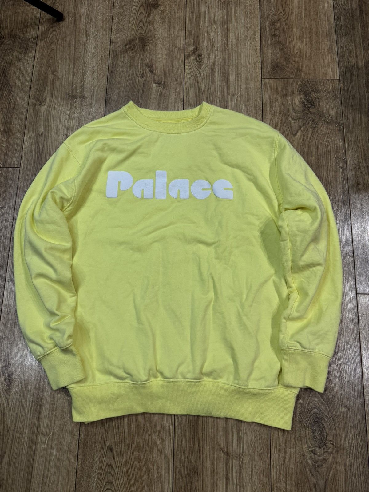 Palace Yellow sweatshirt L