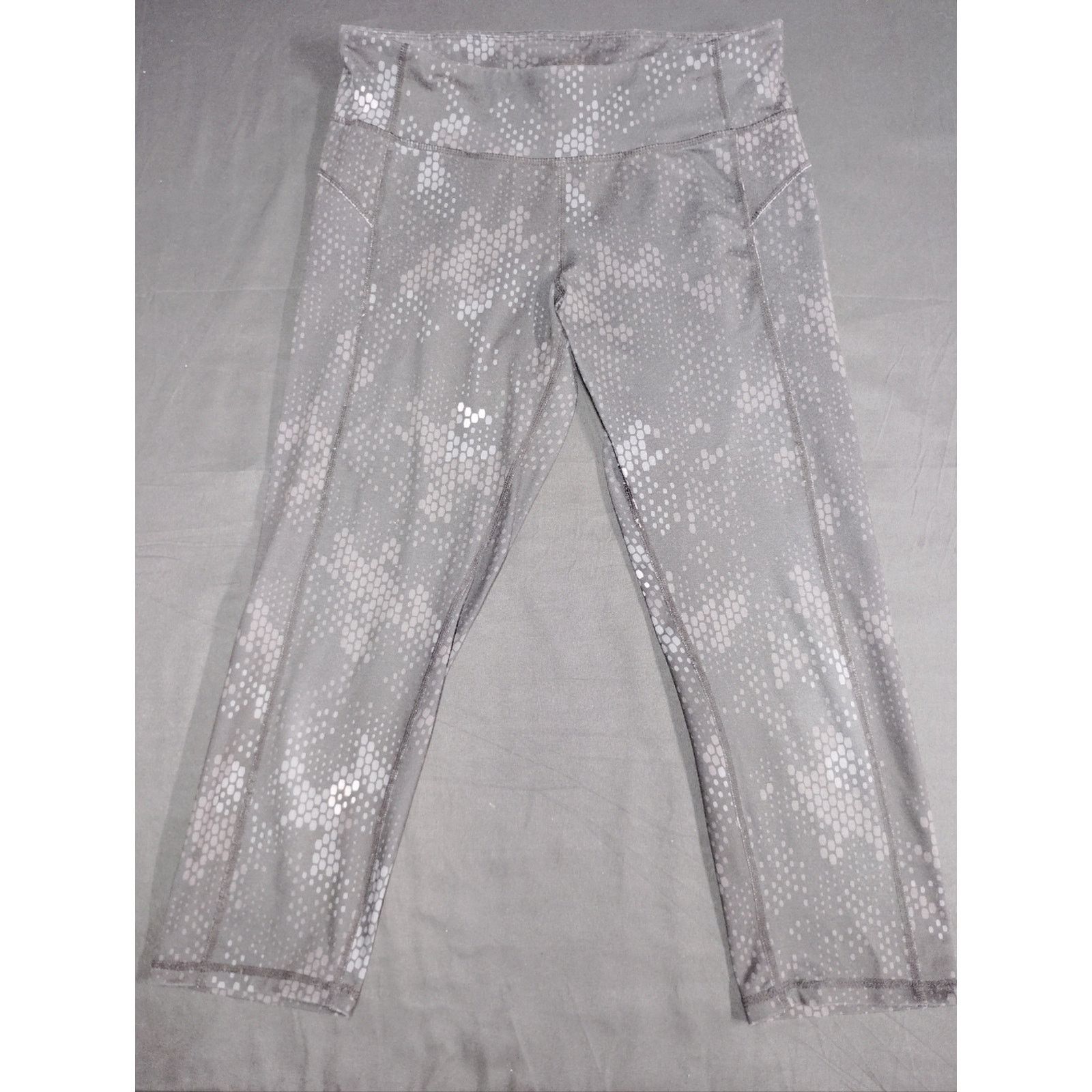 Champion Champion Duo Dry Gray Hex Dot Cropped Leggings Size 26" / US 2 / IT 38 - 1 Thumbnail