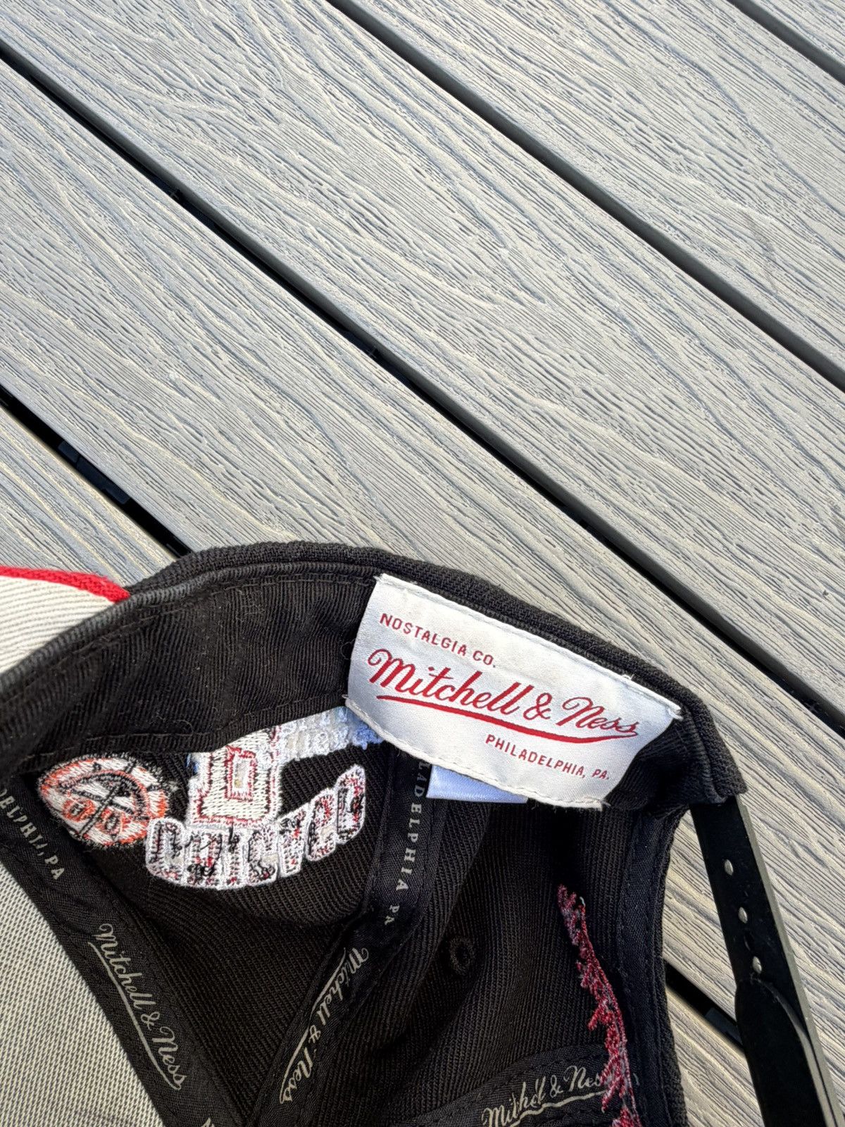 Mitchell & Ness Mitchell & Ness Chicago Bulls Snapback Hat Black Red NBA Size ONE SIZE - 4 Thumbnail