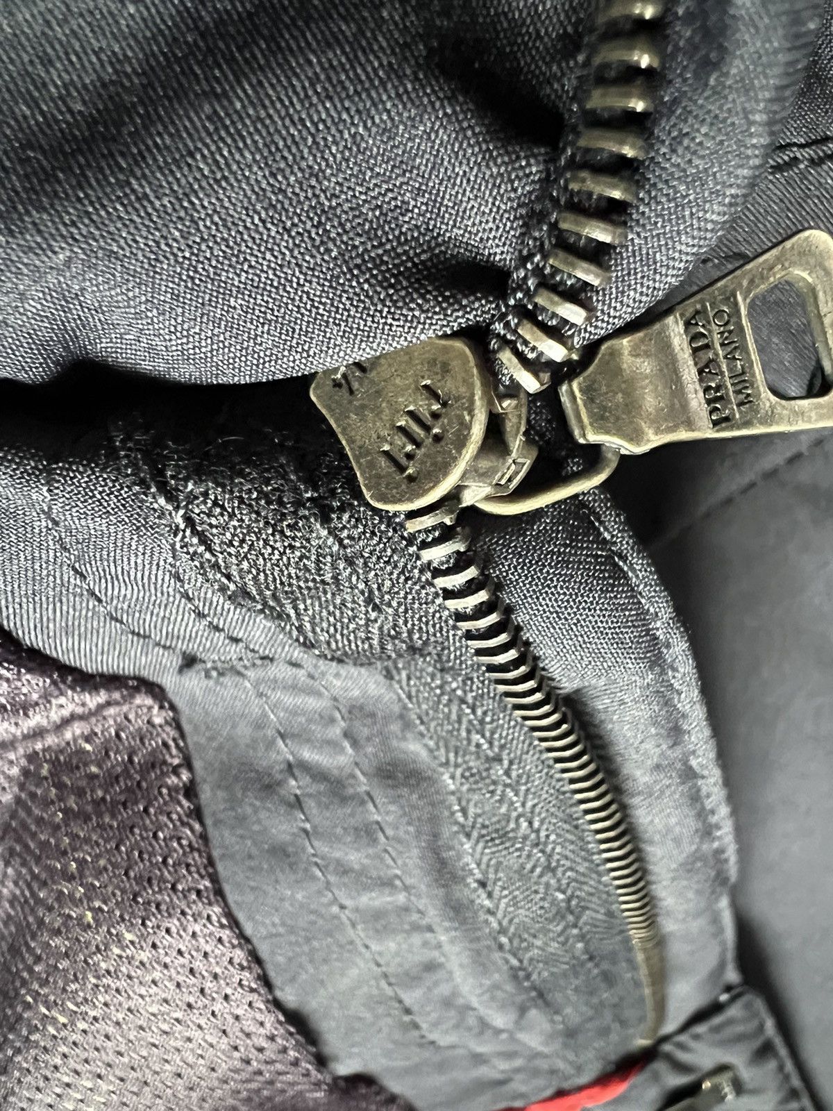 Goretex × Prada Prada Gore Tex Ski Pants Snowboard Gorpcore Size US 32 / EU 48 - 10 Thumbnail