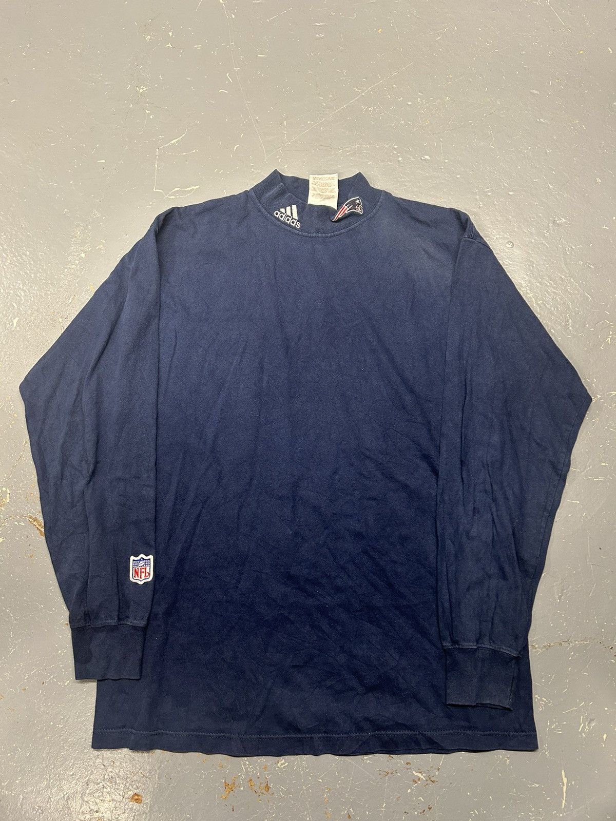 Adidas × NFL × Vintage Crazy Vintage 90s Essential New England Patriot Mockneck NFL Size US M / EU 48-50 / 2 - 1 Thumbnail
