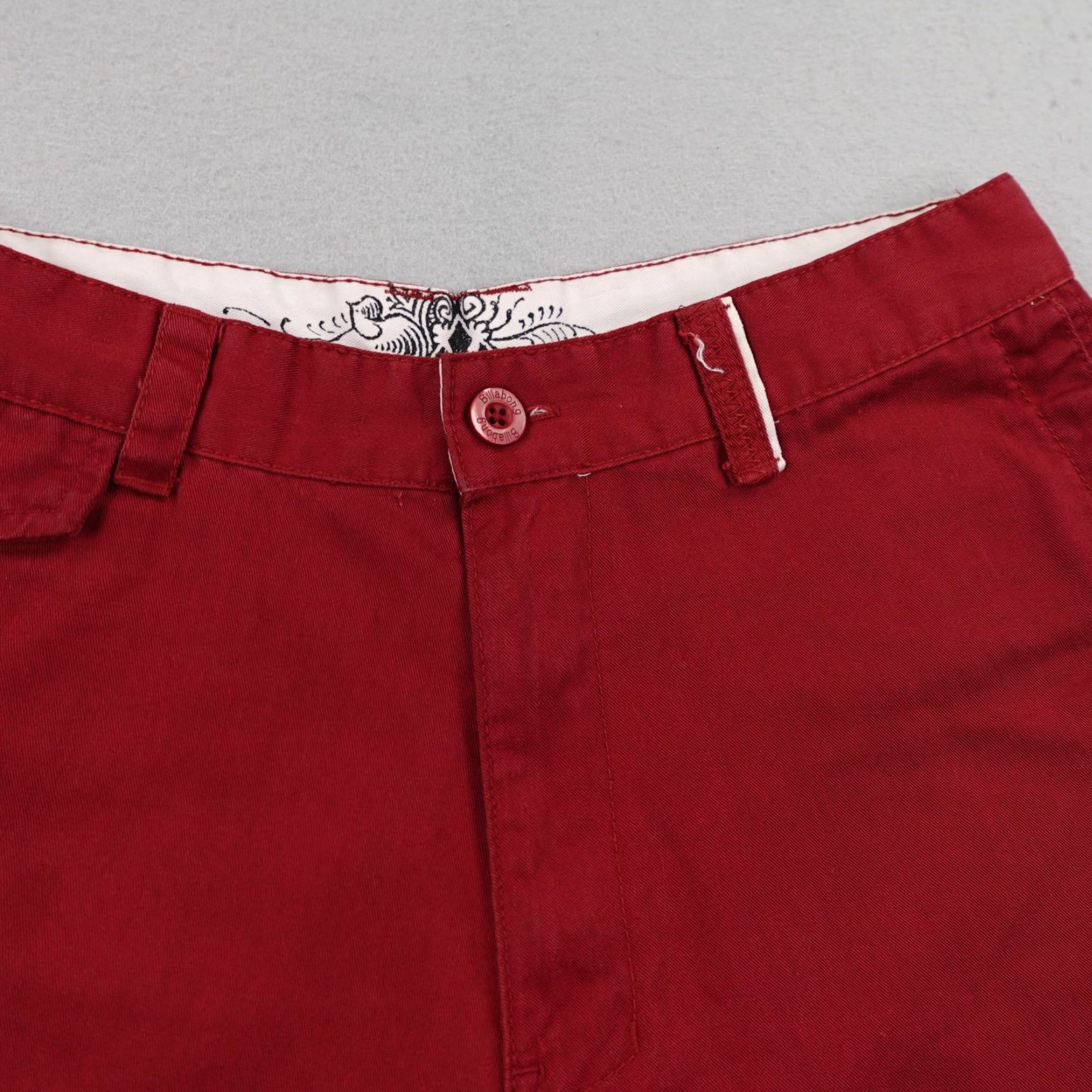 Billabong VINTAGE Billabong Shorts Mens 32 Red Chino Embroidered Skater Y2K Skating Mens Size US 32 / EU 48 - 2 Thumbnail