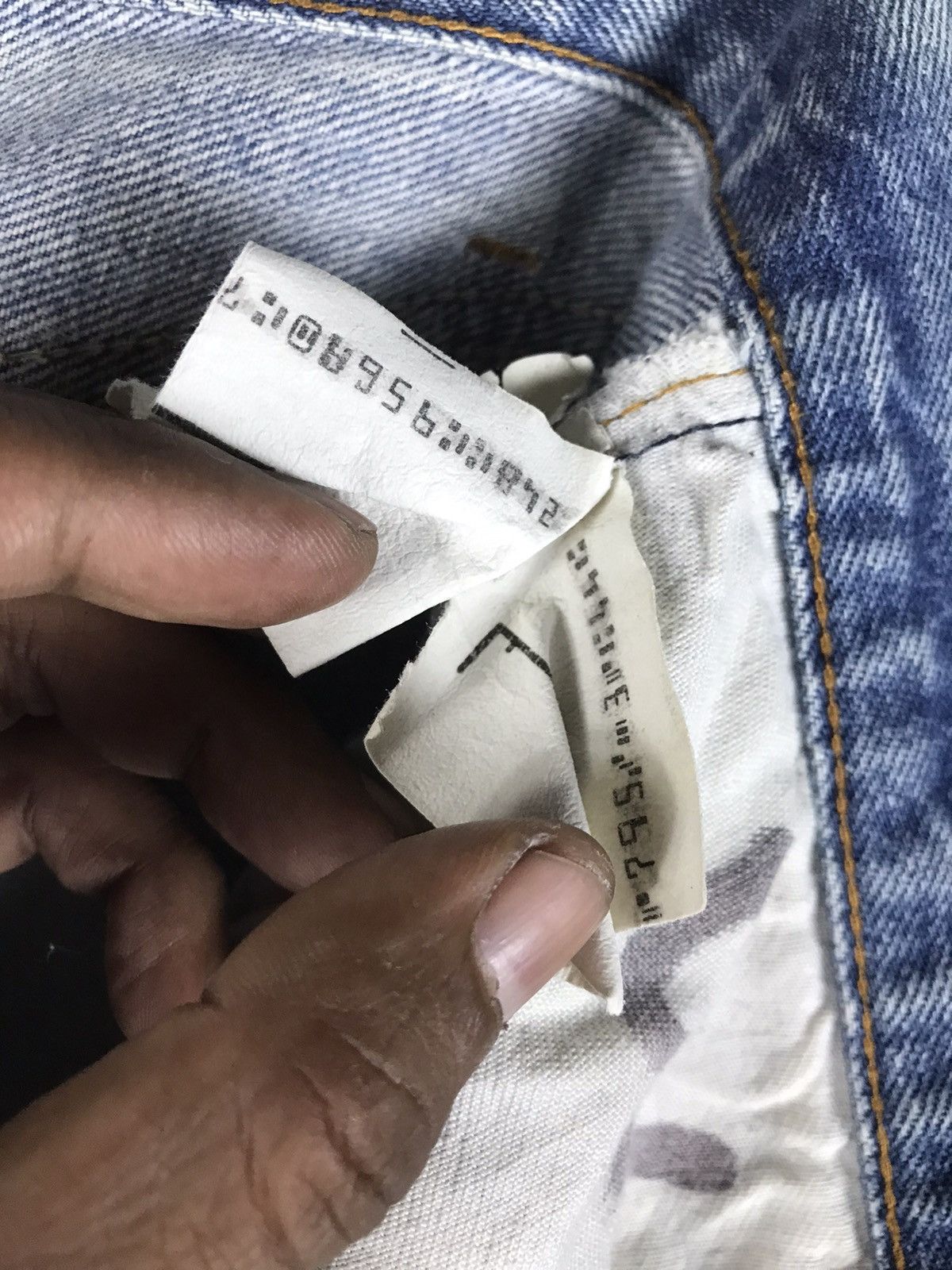 Levi's Thrashed Vintage 80s Levi’s 501 Denim Jeans Made in USA Size US 29 - 16 Thumbnail