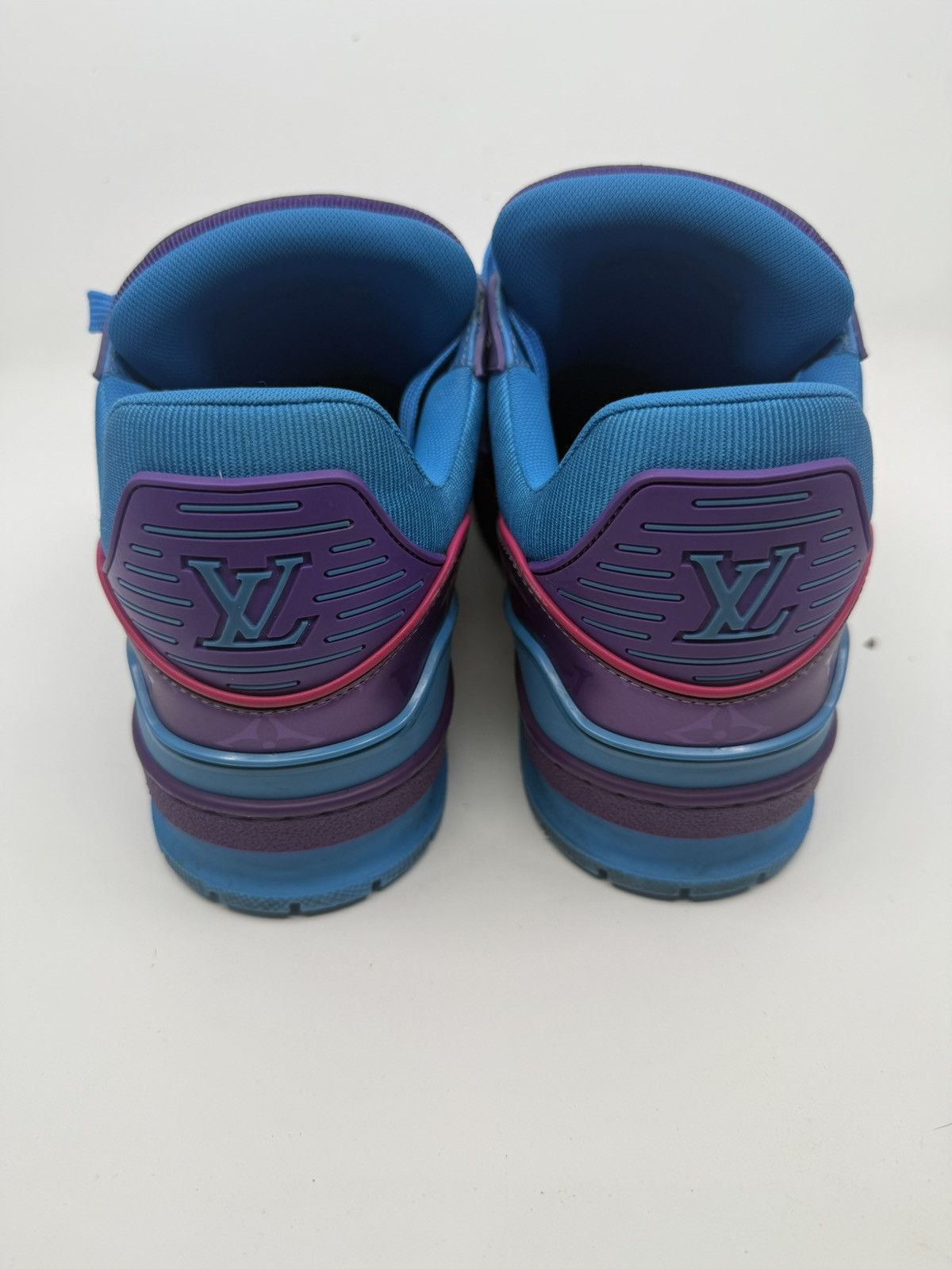 Louis Vuitton Louis Vuitton monogram Trainer Size US 8.5 / EU 41-42 - 2 Thumbnail