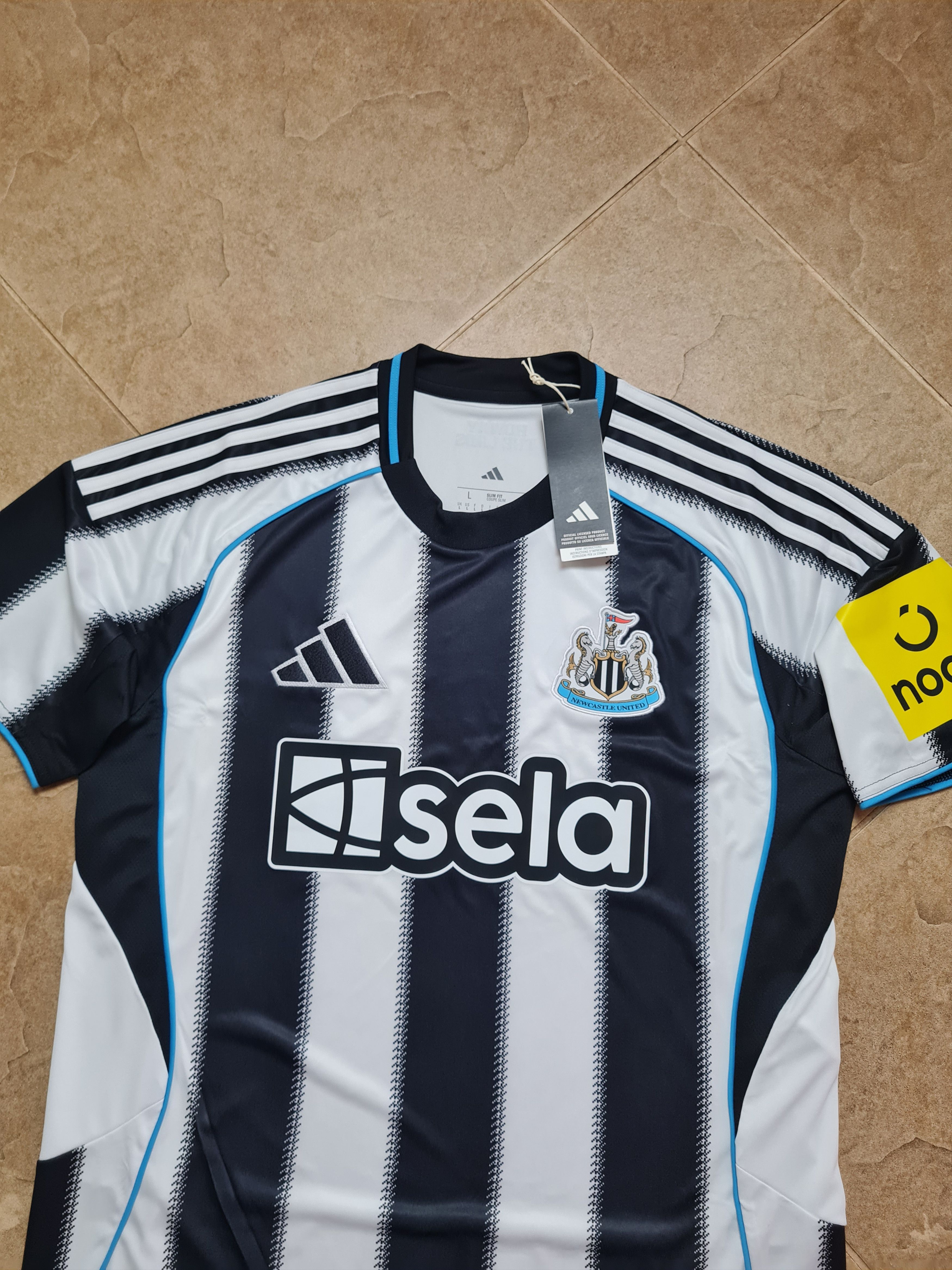Adidas Adidas Newcastle United 24/25 Home Jersey Sela Noon JI 7382 Size US L / EU 52-54 / 3 - 12 Thumbnail