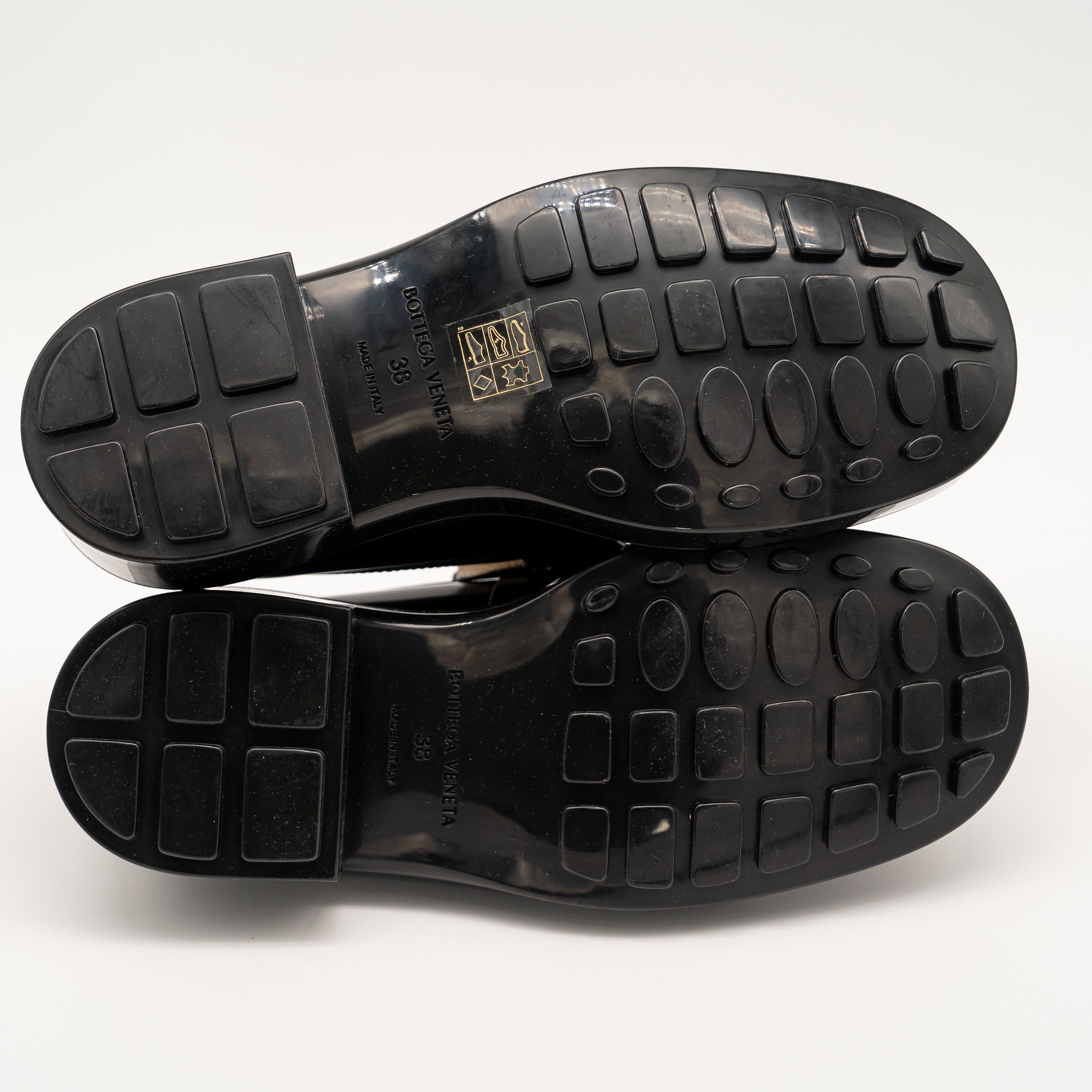 Bottega Veneta 38eu 8 us Bottega Veneta Monsieur Chunky Vinyl Loafers Black Size US 8 / IT 38 - 6 Thumbnail