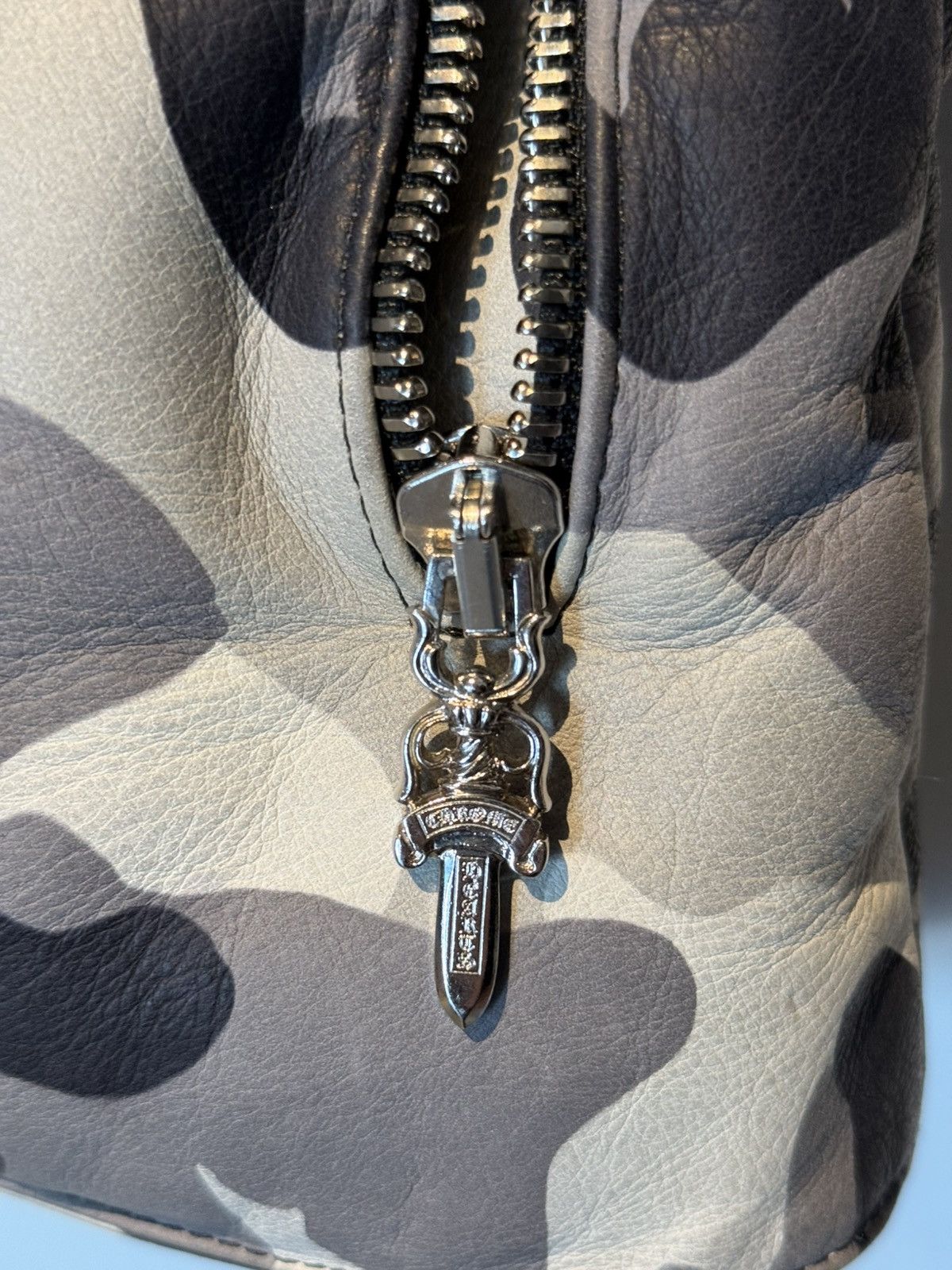 Chrome Hearts Chrome Hearts Snow Camo Leather Puffer Jacket Size US XXL / EU 58 / 5 - 8 Thumbnail