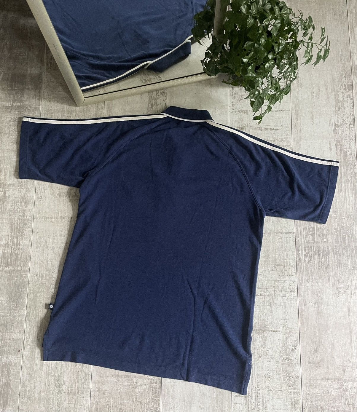Adidas × Vintage Vintage Adidas Real Madrid 1999 Polo Tee Jersey Size US M / EU 48-50 / 2 - 8 Thumbnail