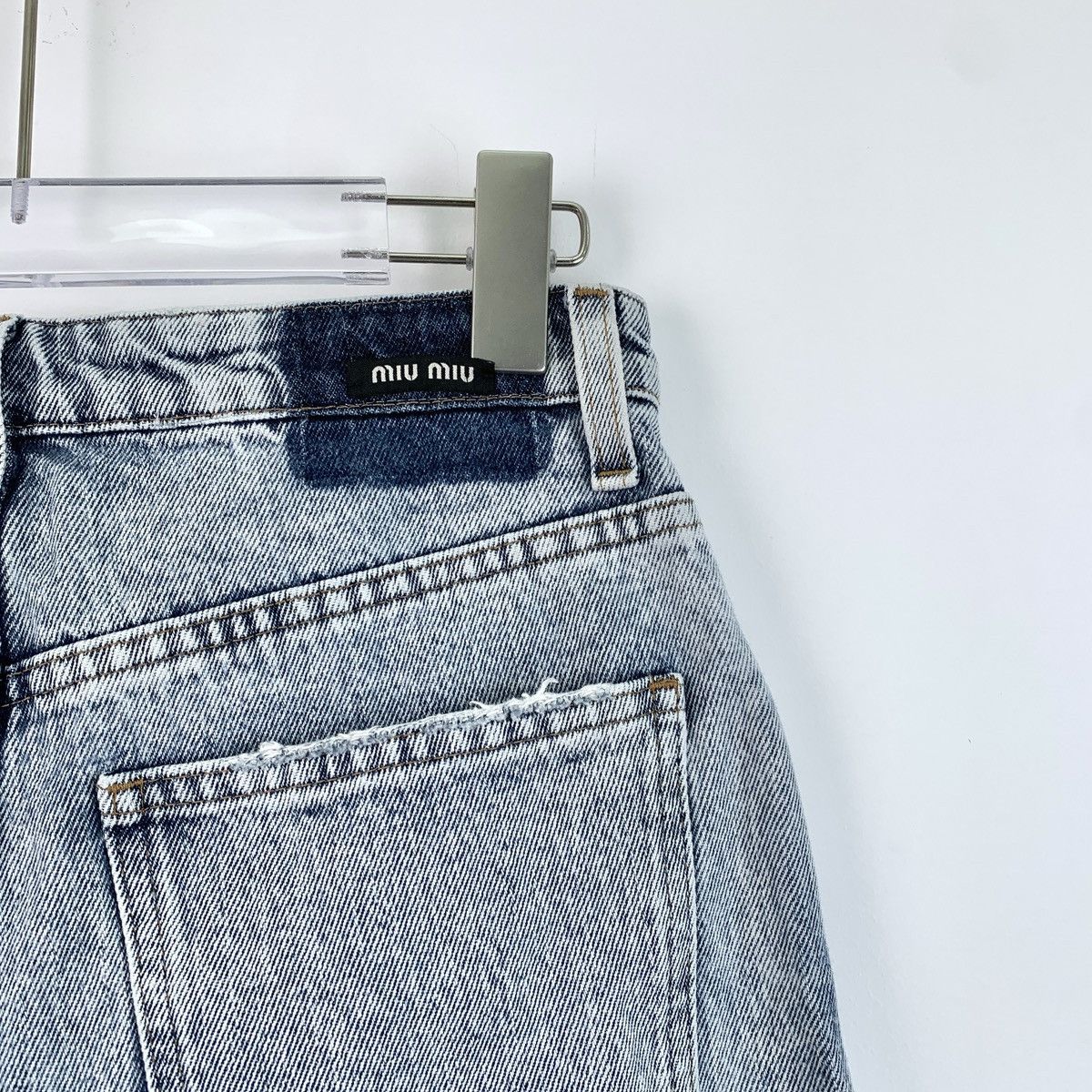 Miu Miu MiuMiu Blue Logo Denim Pants K26WX Size 25" / US 0 / IT 36 - 5 Thumbnail